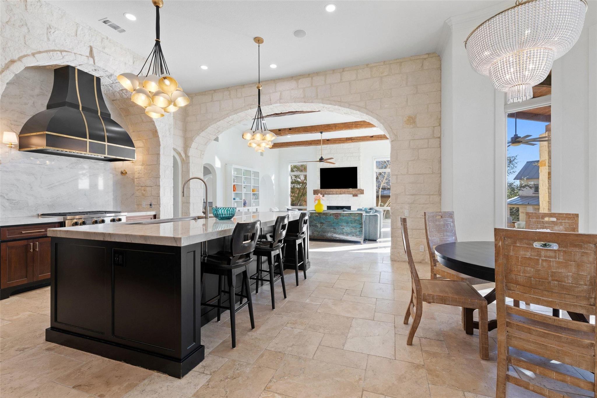 Image 27 of 40 For 954 Riverforest Dr