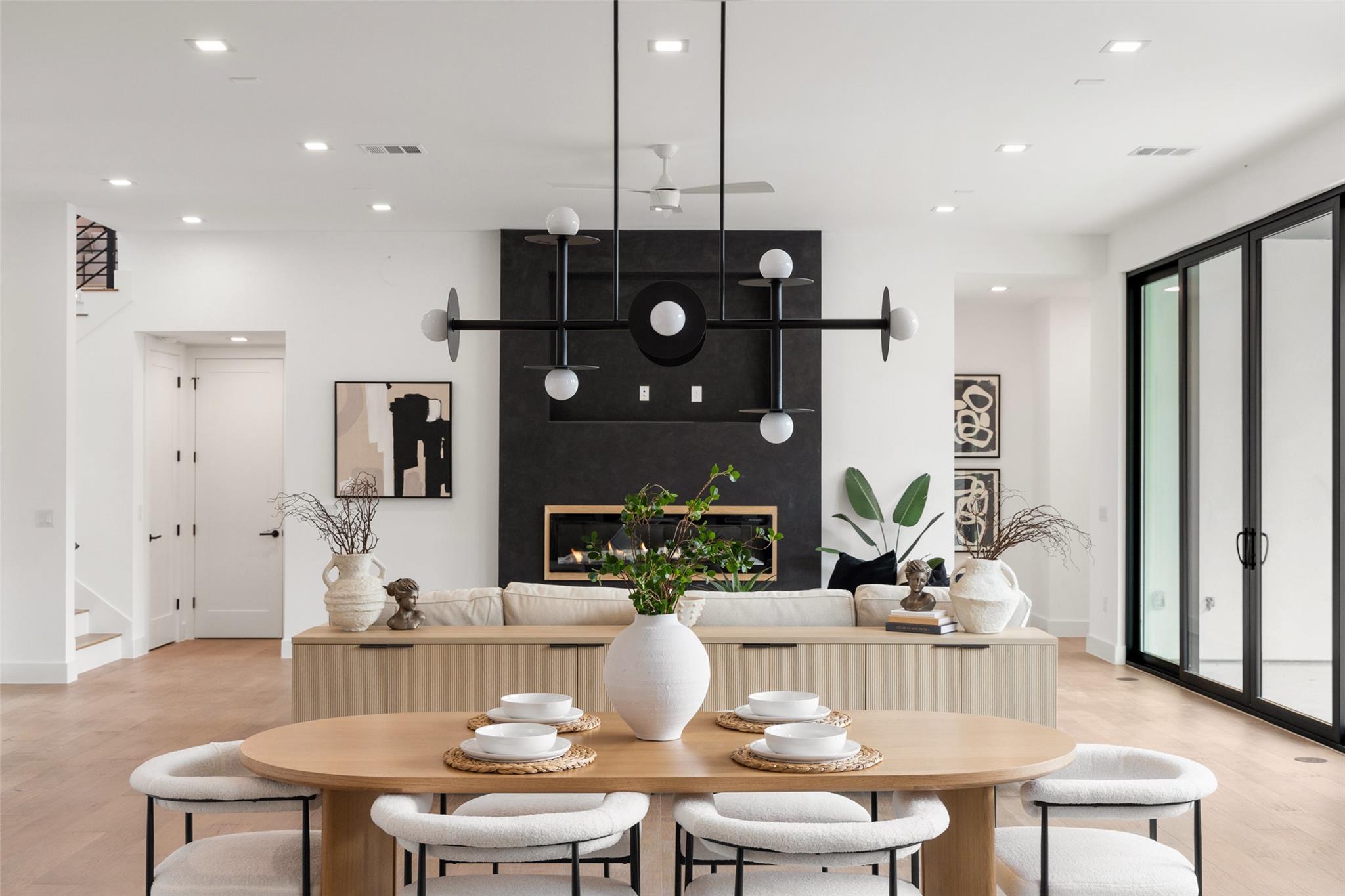 Image 16 of 40 For 2603 Rockingham Dr