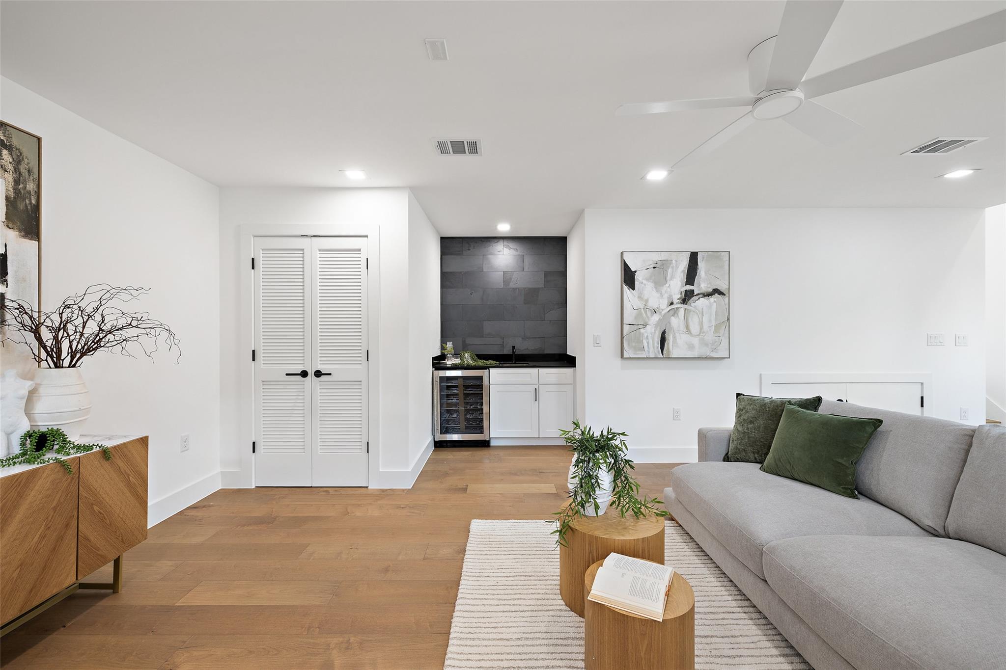 Image 28 of 40 For 2603 Rockingham Dr