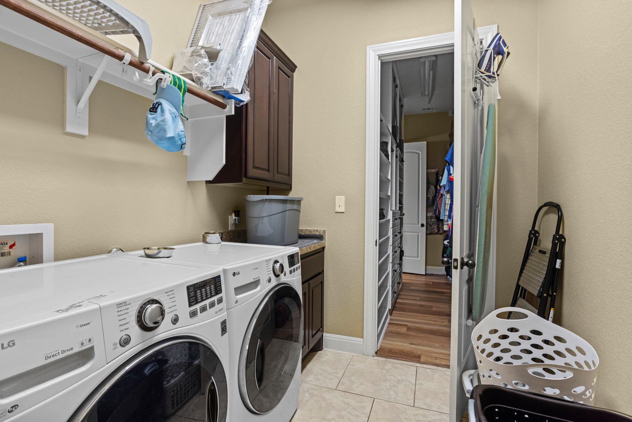 Image 26 of 40 For 12716 Bismark Dr