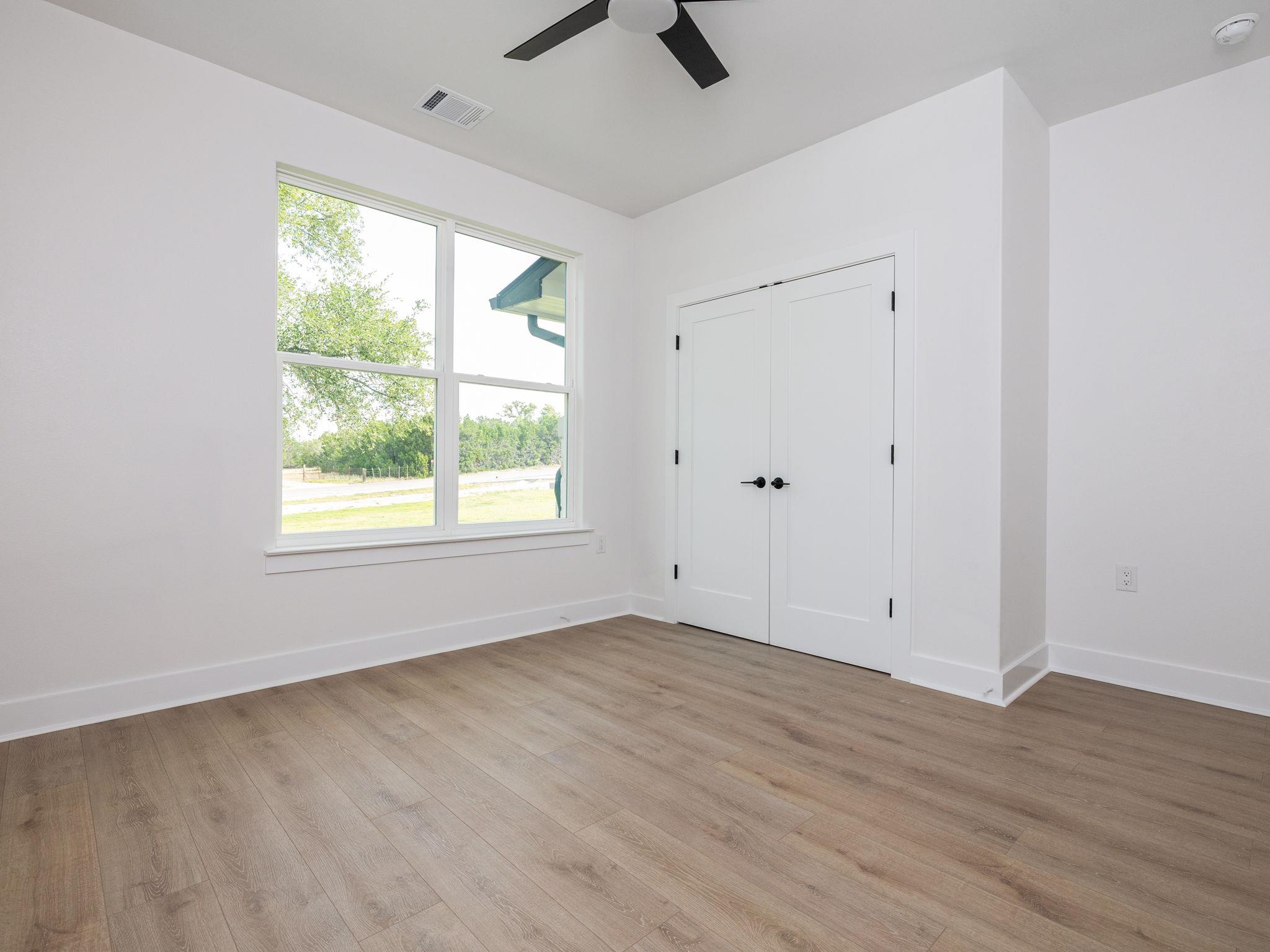 Image 27 of 40 For 811 County Road 200