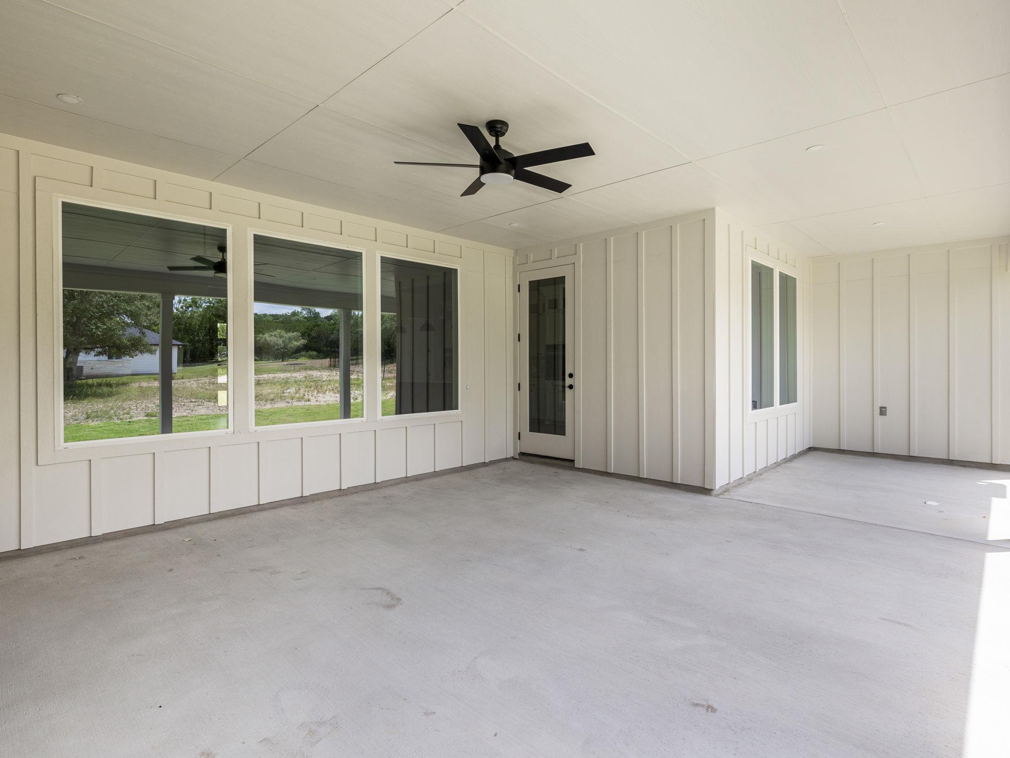 Image 33 of 40 For 811 County Road 200