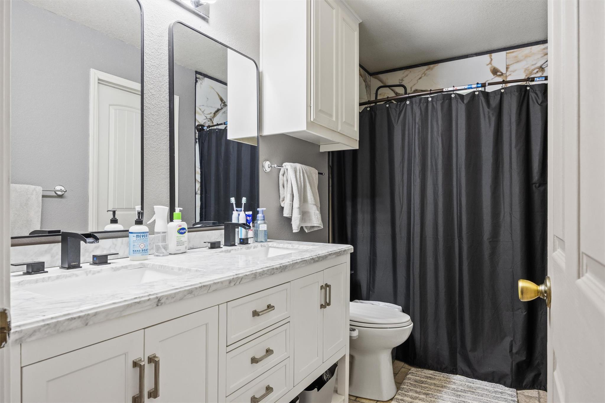 Image 11 of 40 For 1216 Honeysuckle Dr