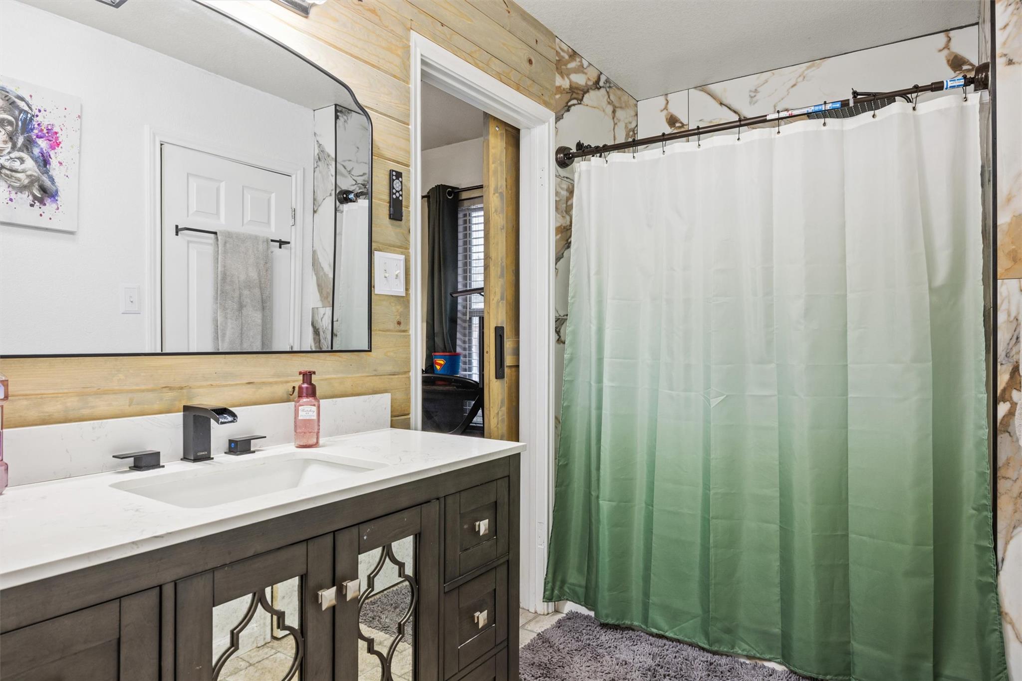 Image 14 of 40 For 1216 Honeysuckle Dr