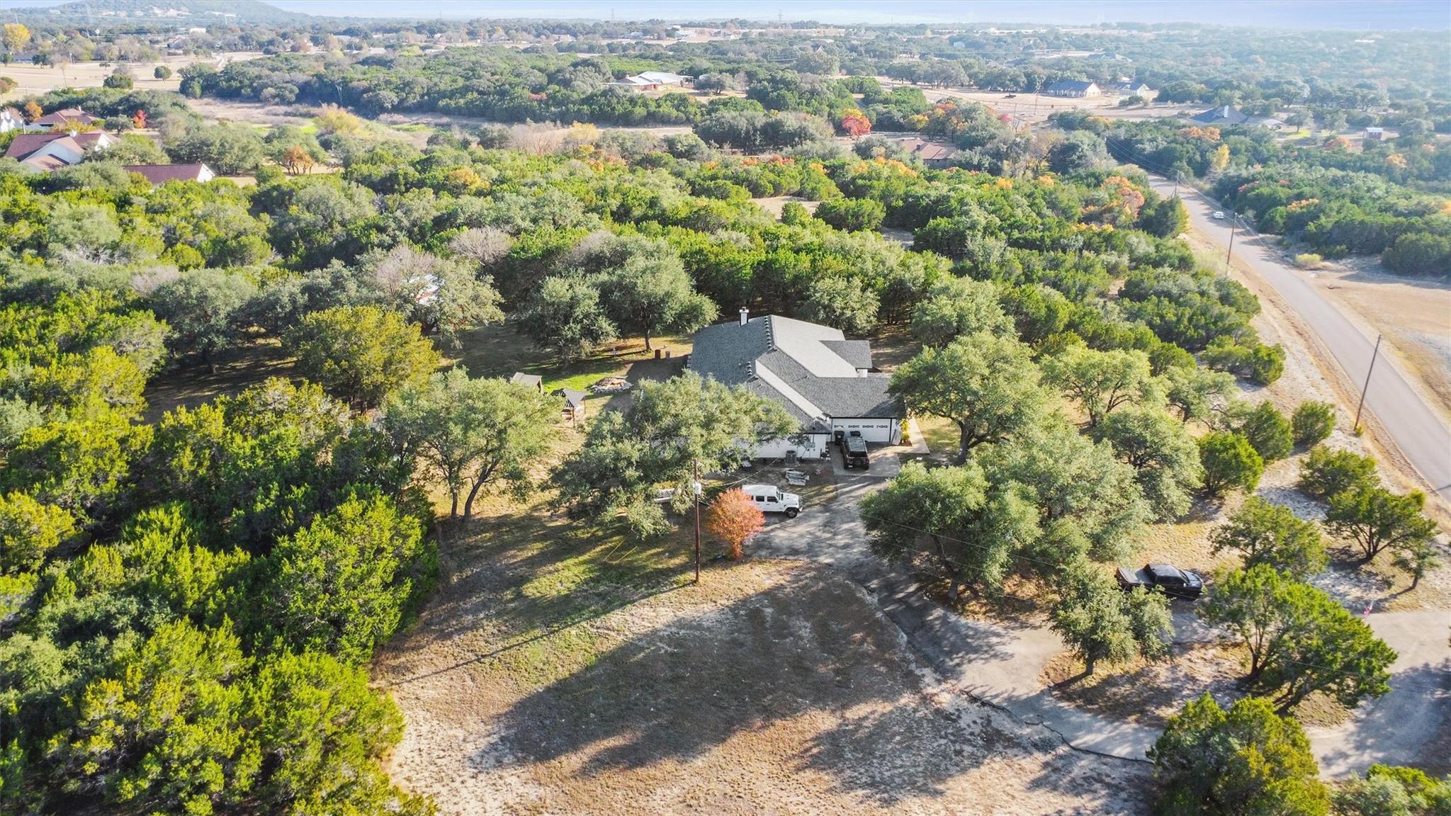 Image 35 of 40 For 1216 Honeysuckle Dr