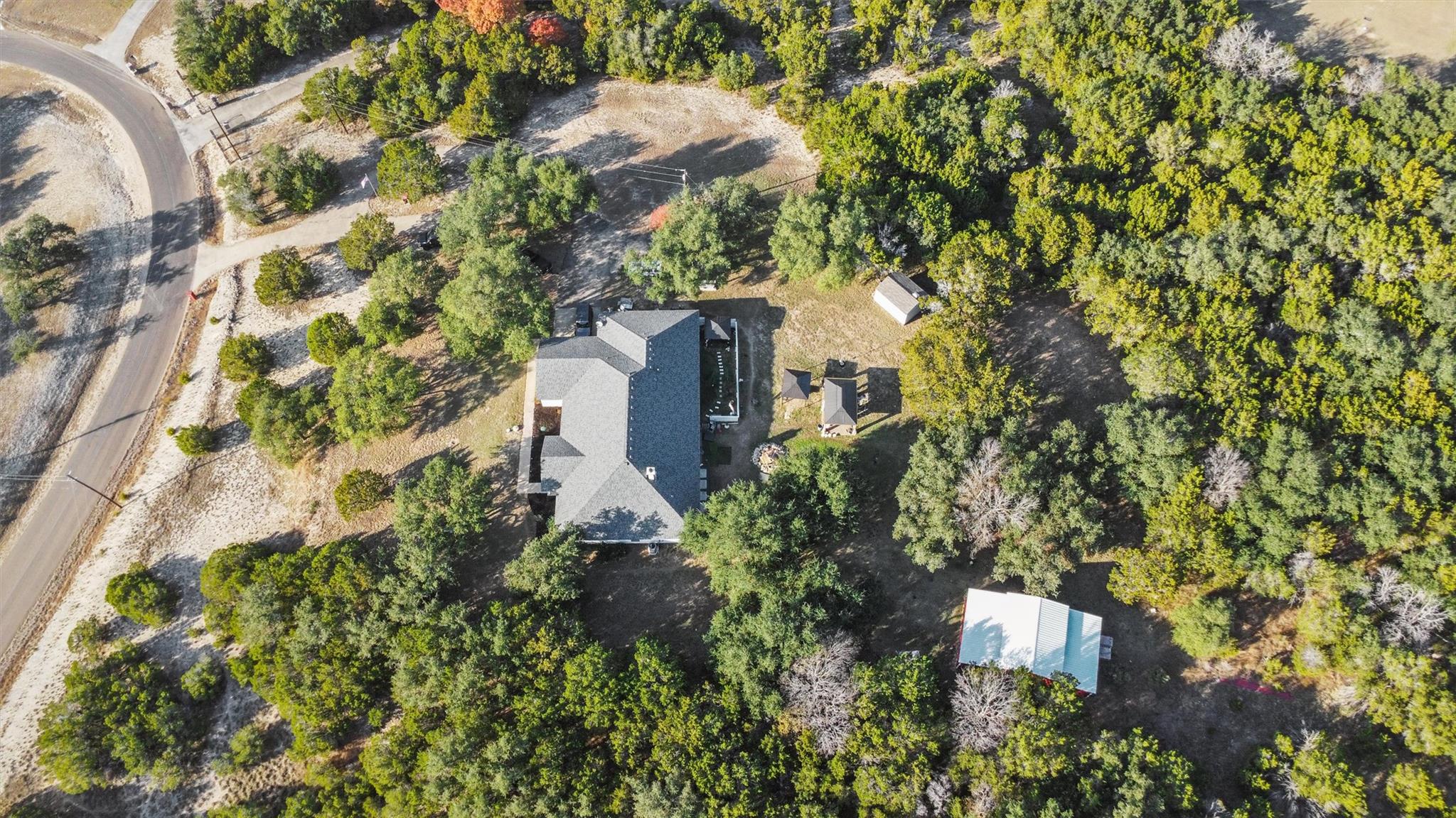 Image 37 of 40 For 1216 Honeysuckle Dr