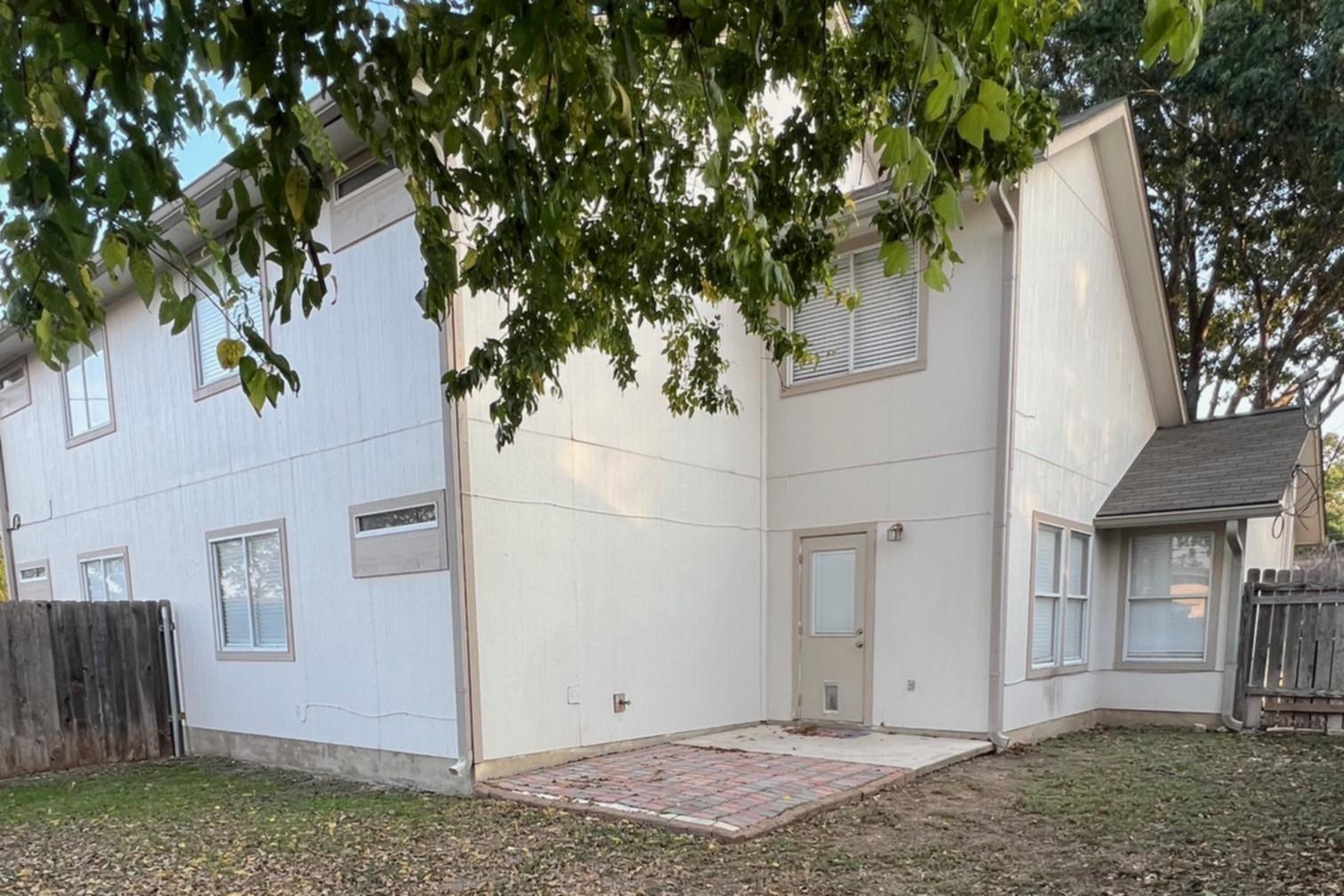 Image 10 of 21 For 104-106 Whisper Way