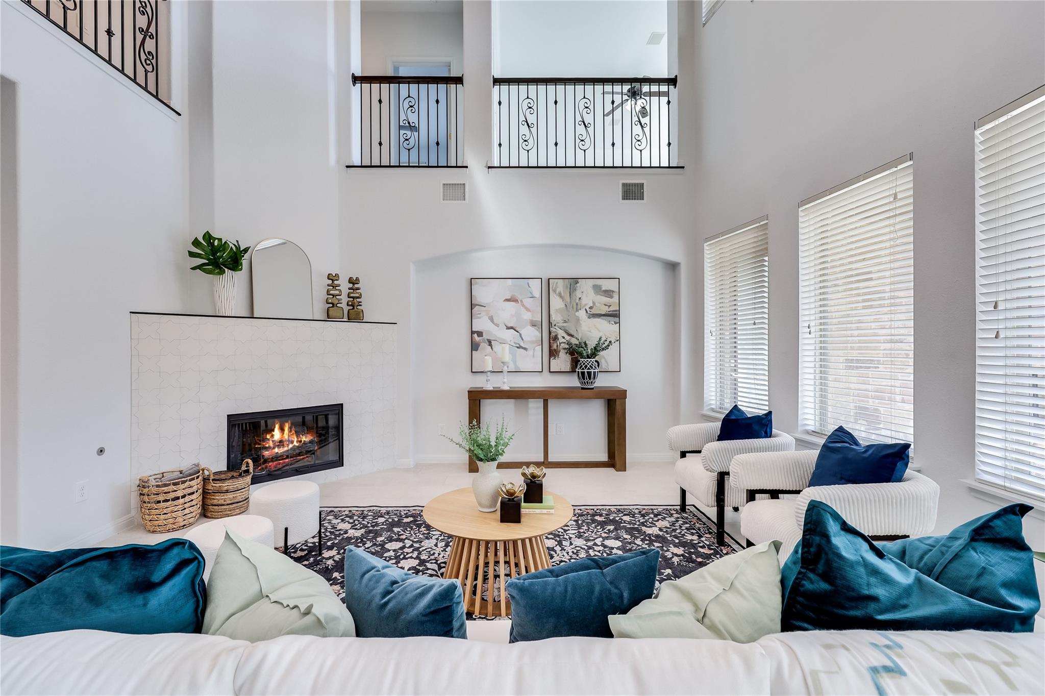 Image 2 of 40 For 3900 Avery Woods Ln