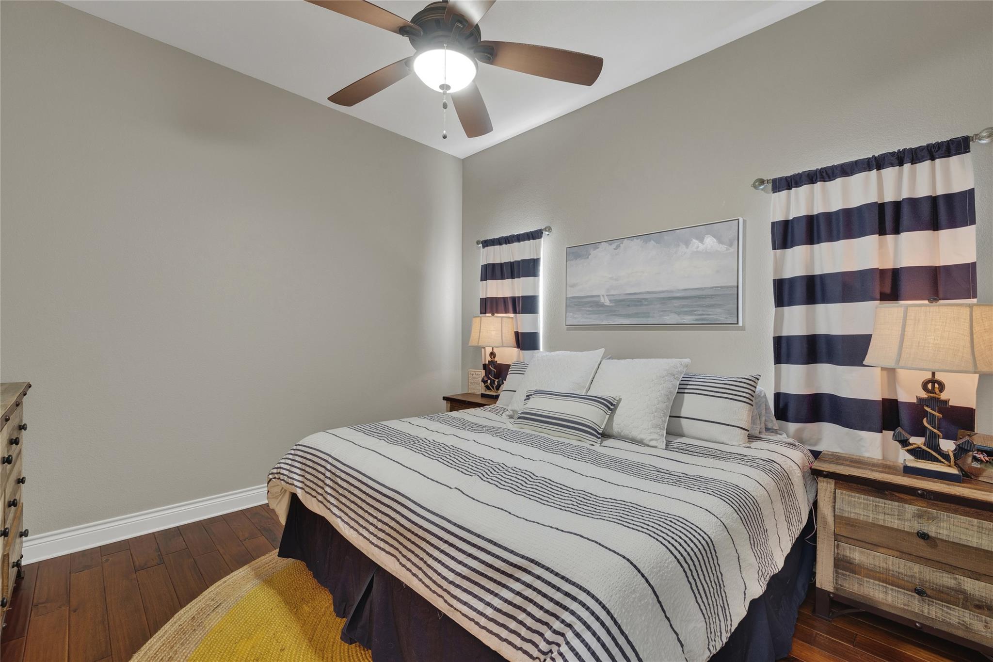Image 19 of 40 For 2611 Westview Dr