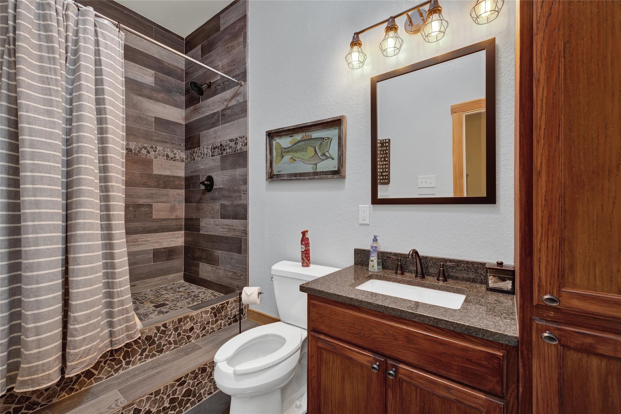 Image 24 of 40 For 2611 Westview Dr