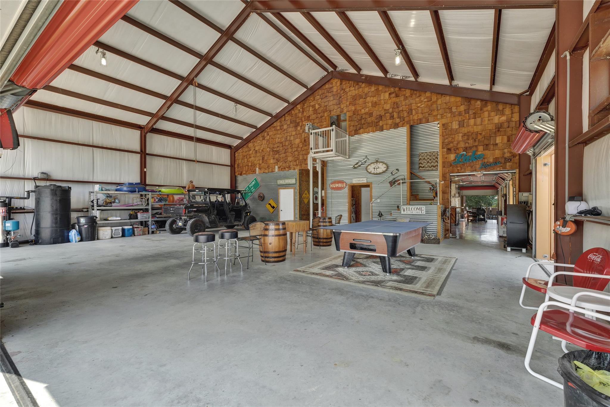 Image 31 of 40 For 2611 Westview Dr