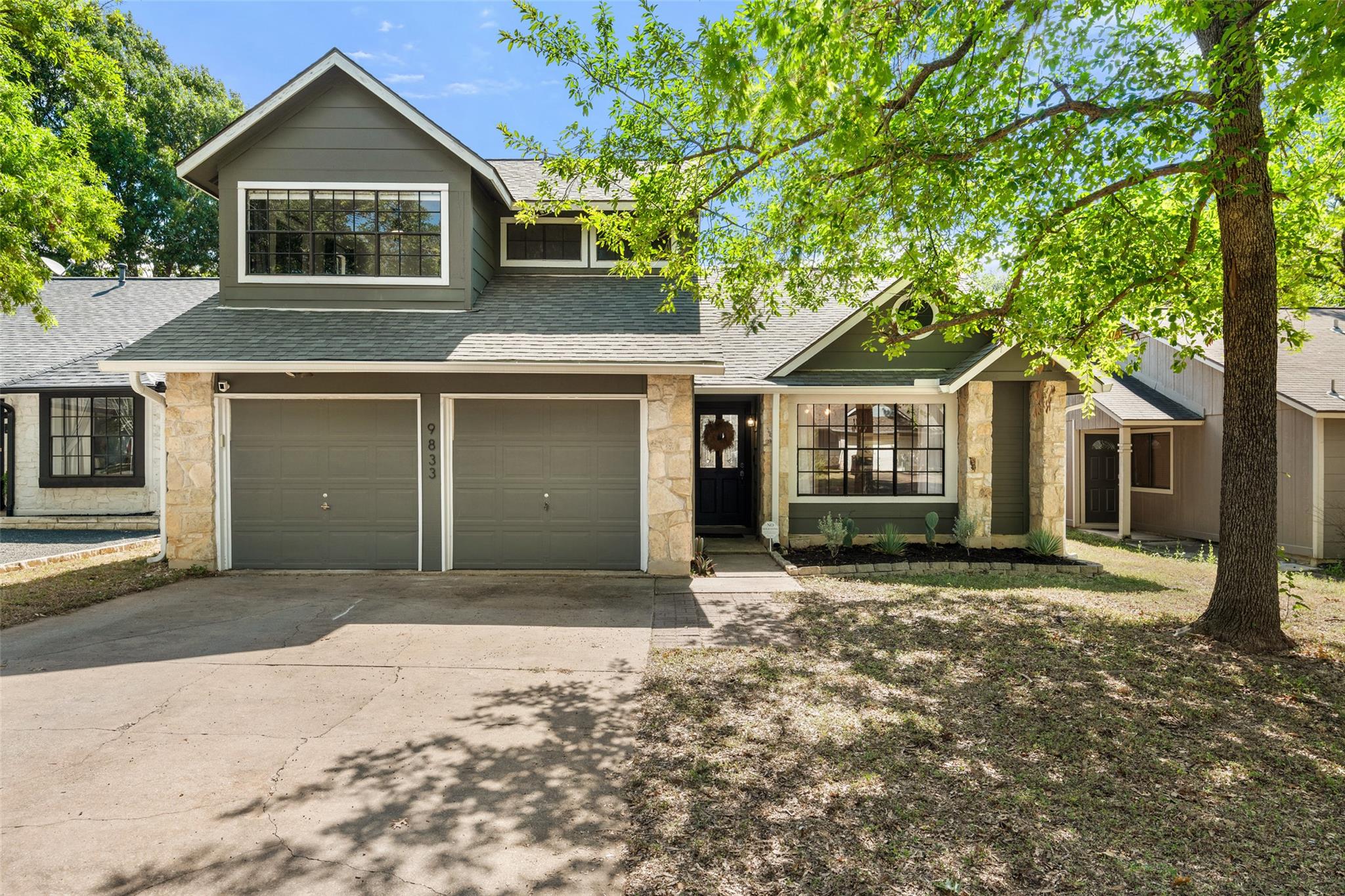 Details for 9833 Briar Ridge Dr, Austin, TX 78748