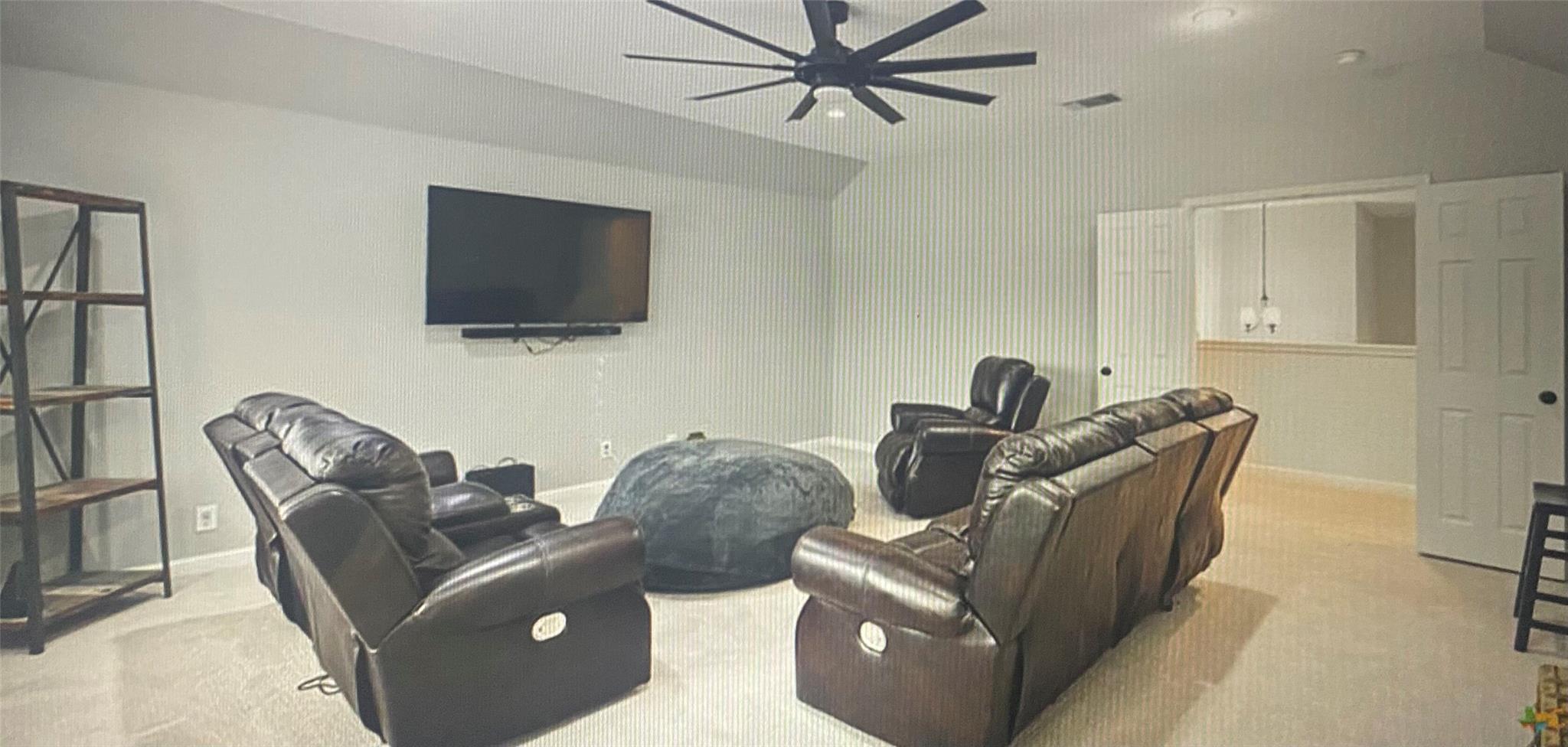 Image 12 of 26 For 314 Cascades Cv