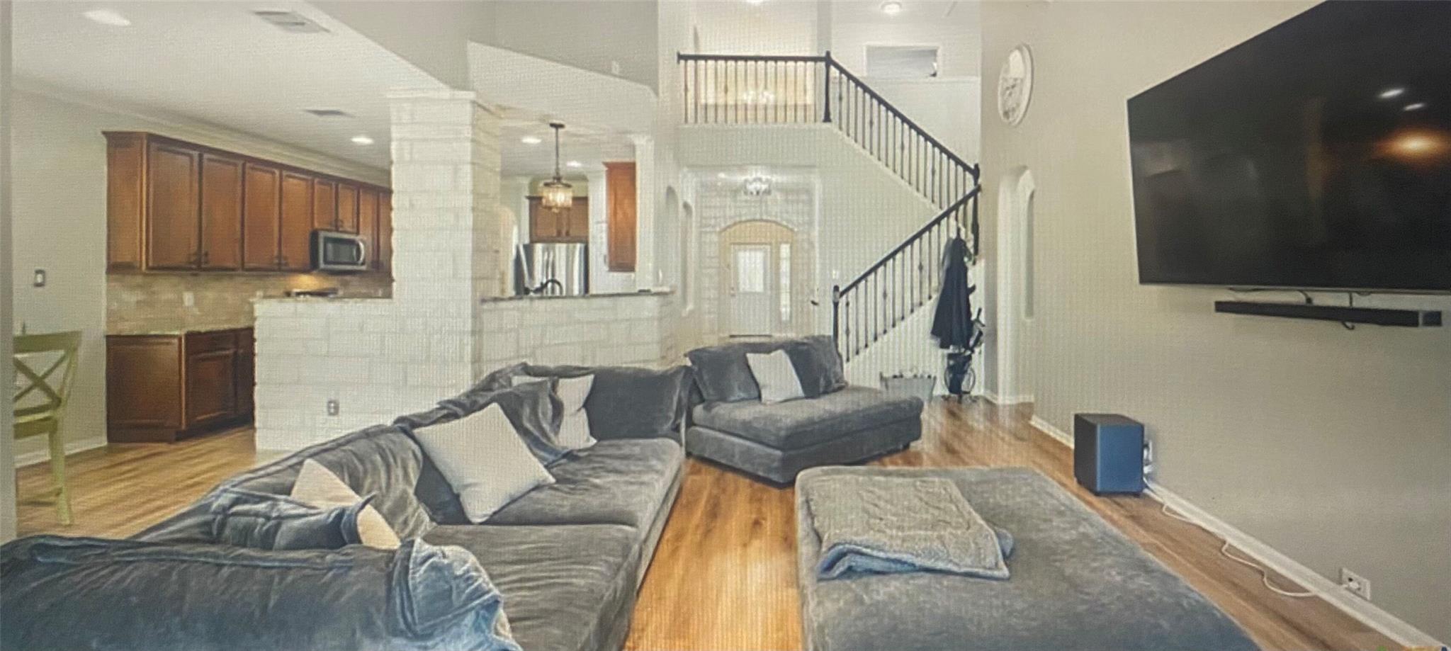 Image 23 of 26 For 314 Cascades Cv