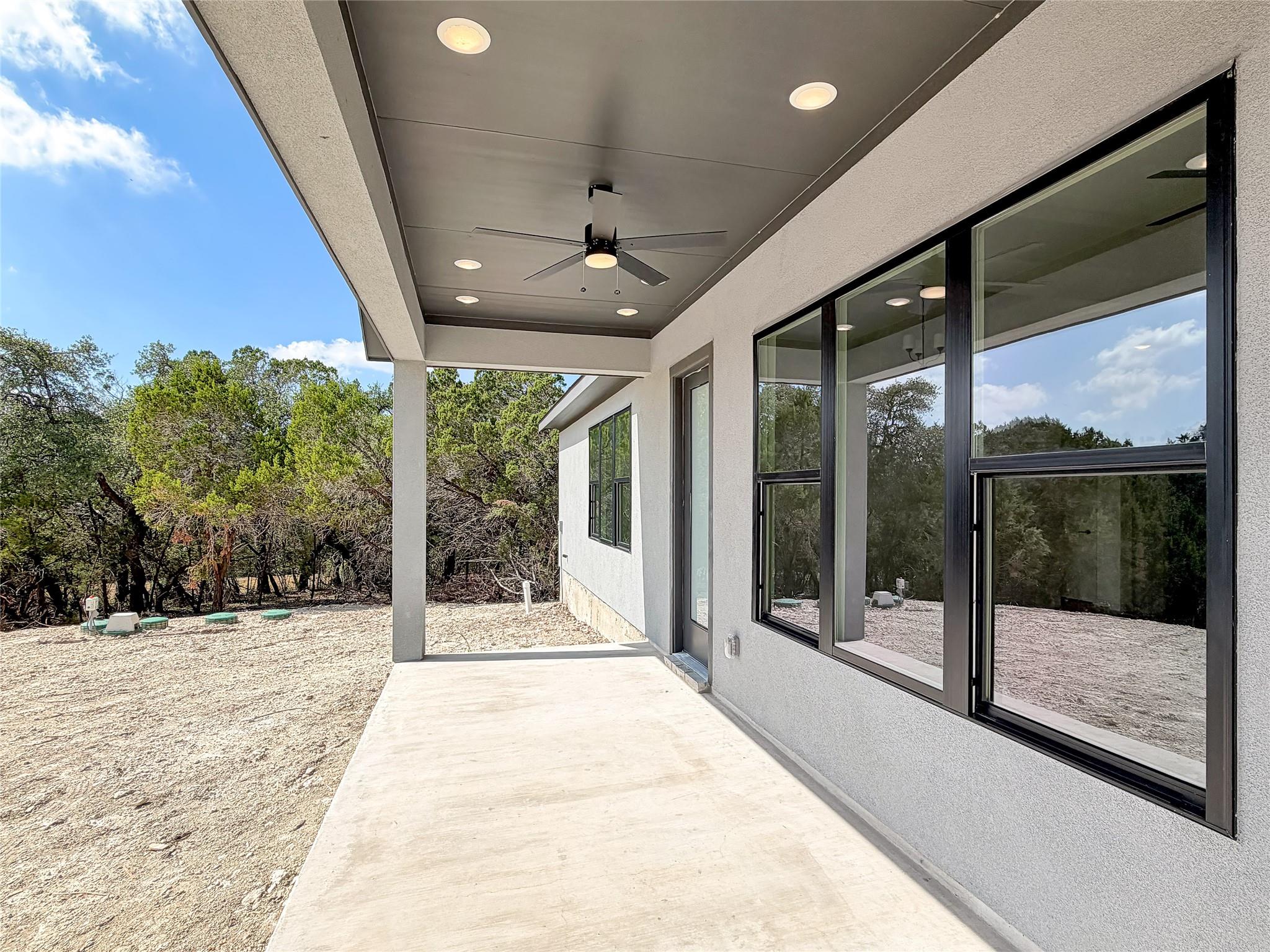 Image 18 of 23 For 508 Sendera Valley