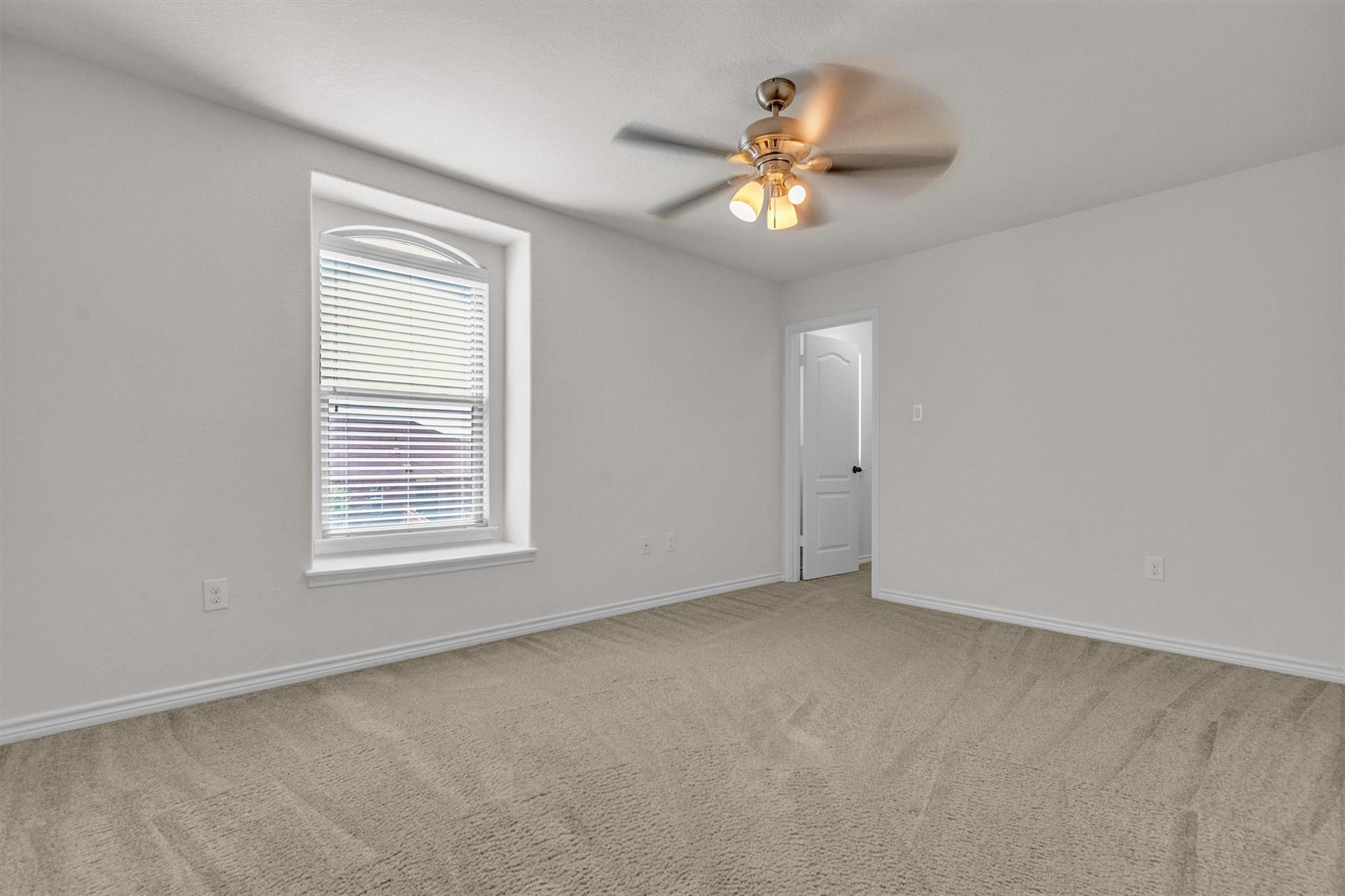 Image 23 of 35 For 3894 Bentwood Way