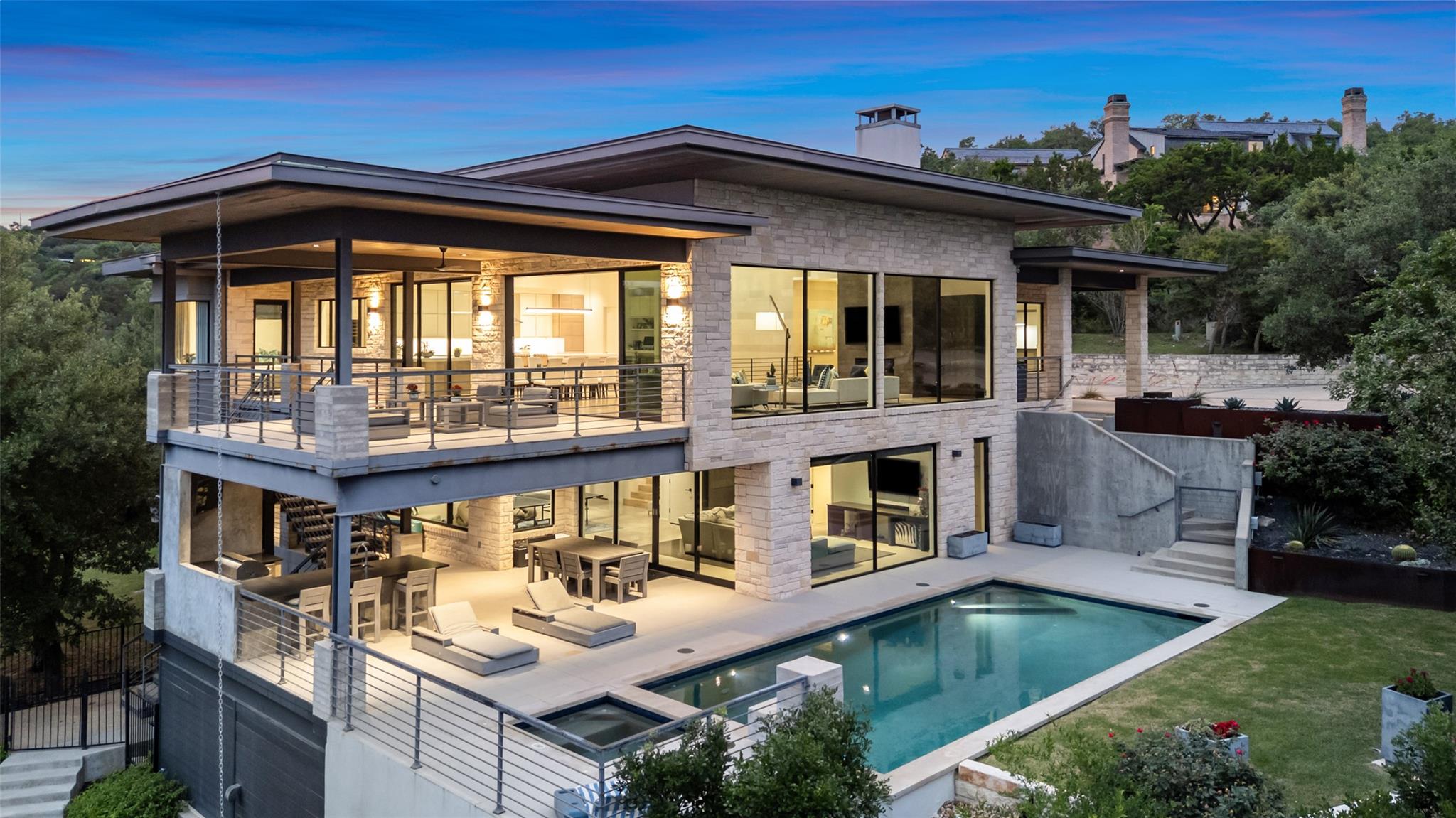 Details for 203 Buckeye Trl, West Lake Hills, TX 78746