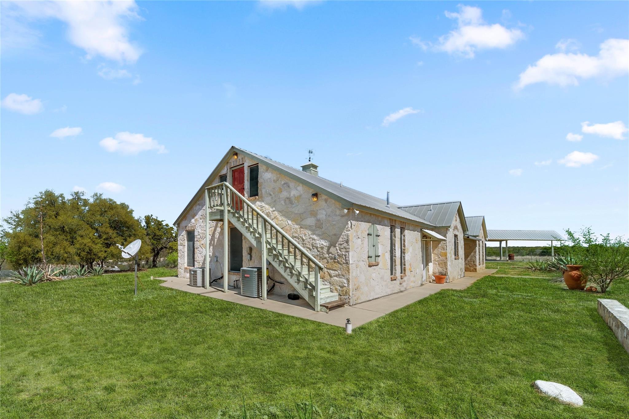 Image 29 of 40 For 1428 Seven Springs Drive Dr