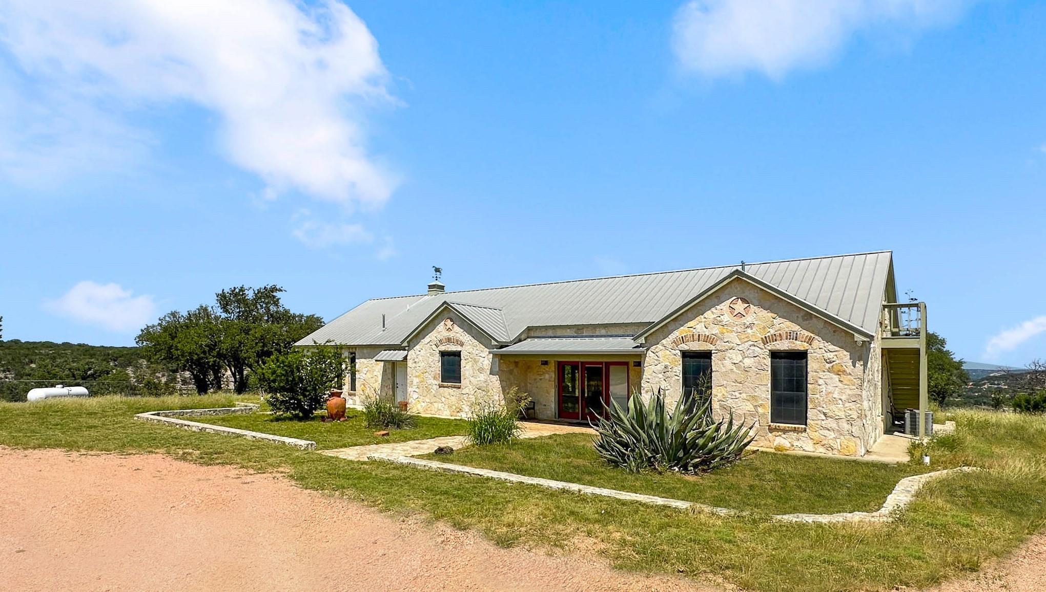 Image 3 of 40 For 1428 Seven Springs Drive Dr