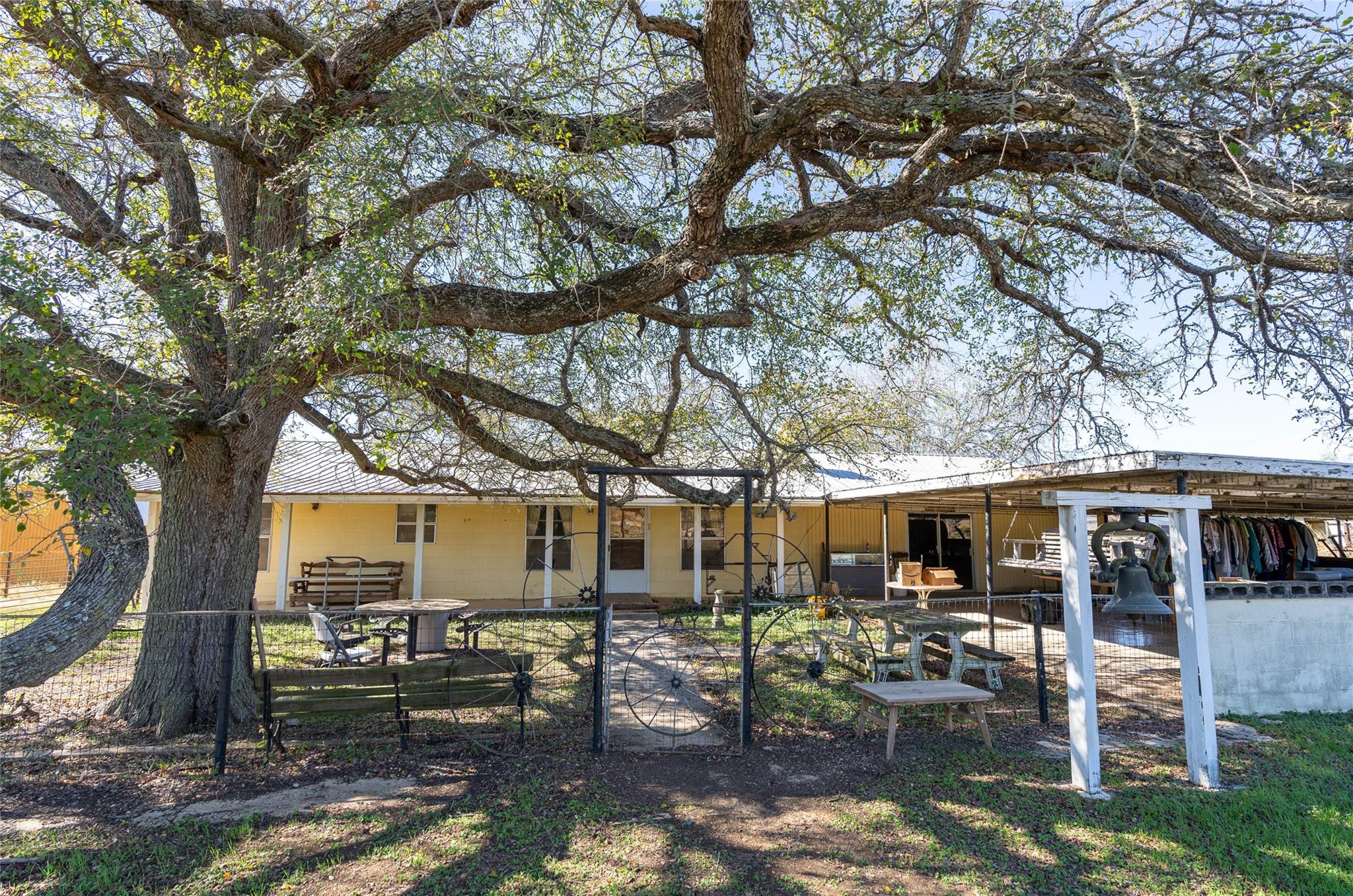 Details for 3200 Cattlemens Row, Lockhart, TX 78644