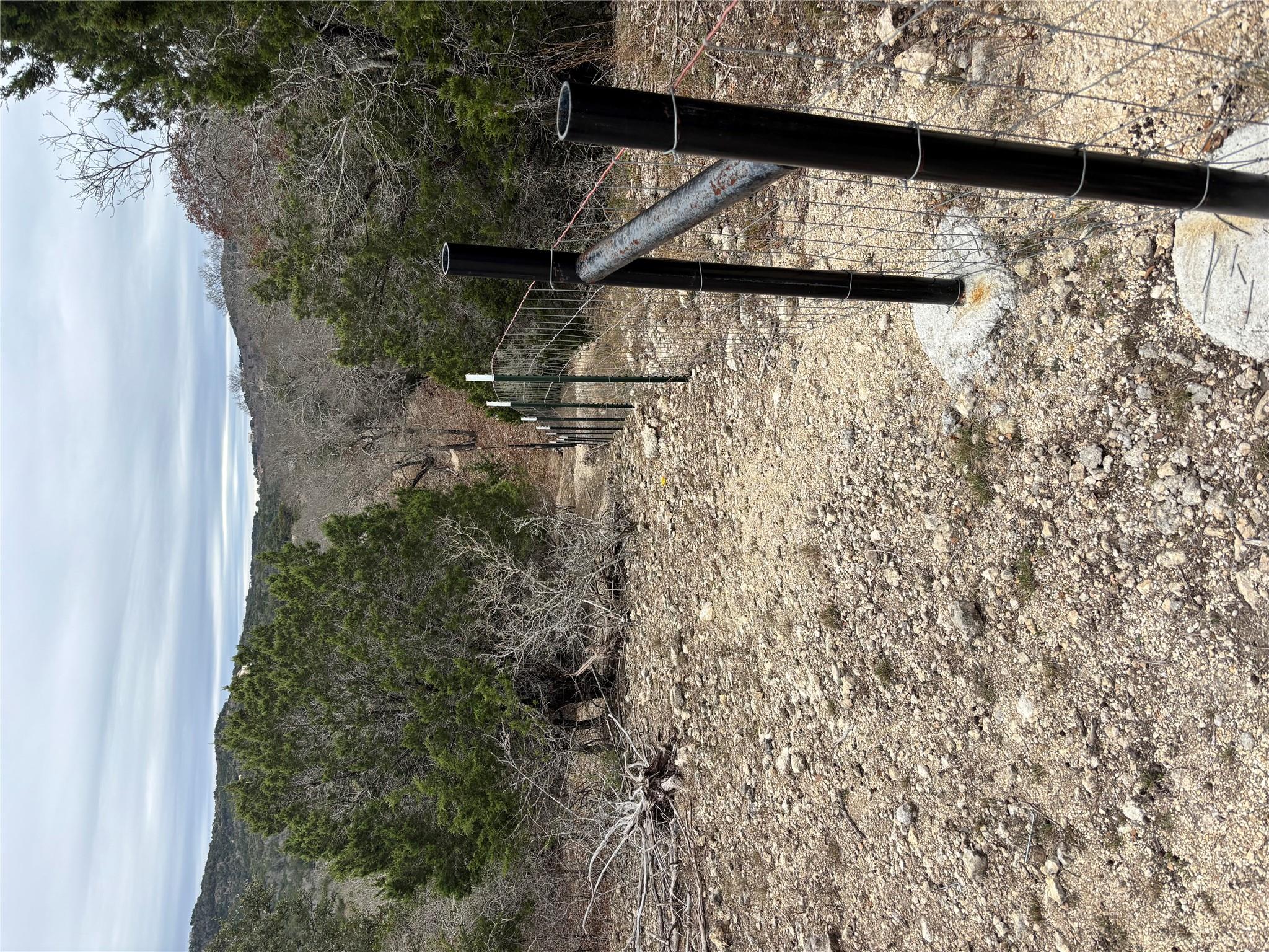 Image 22 of 33 For 105 Lost Valley Rd