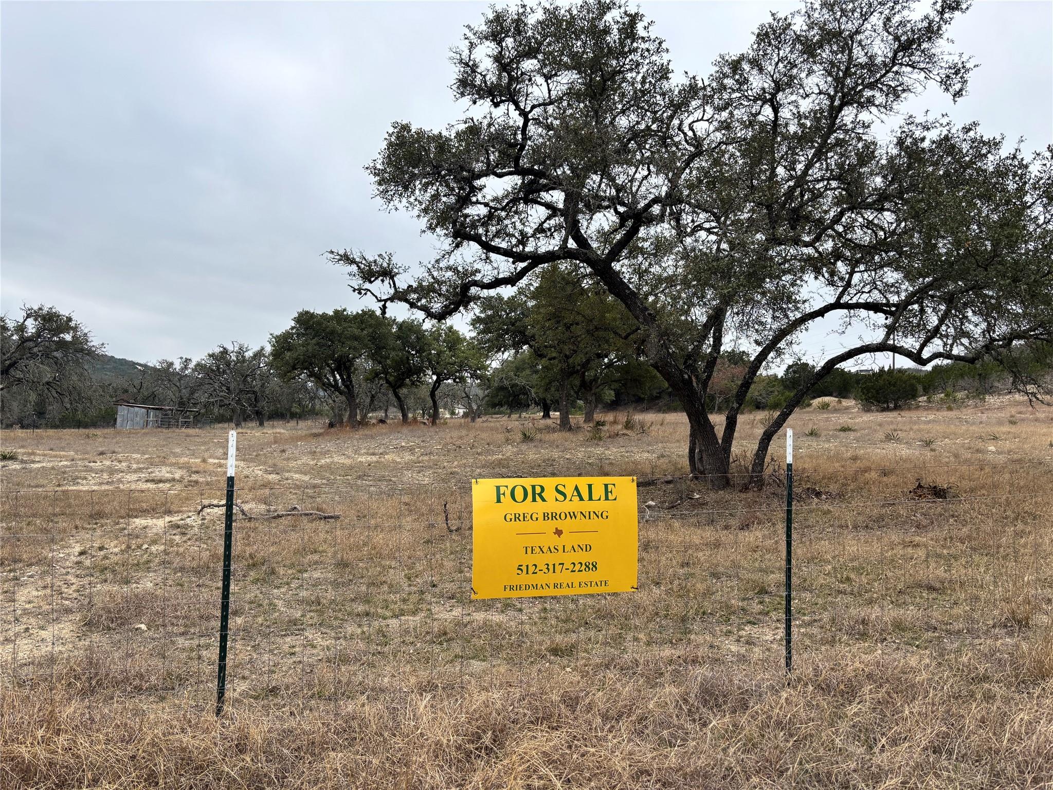 Image 26 of 33 For 105 Lost Valley Rd