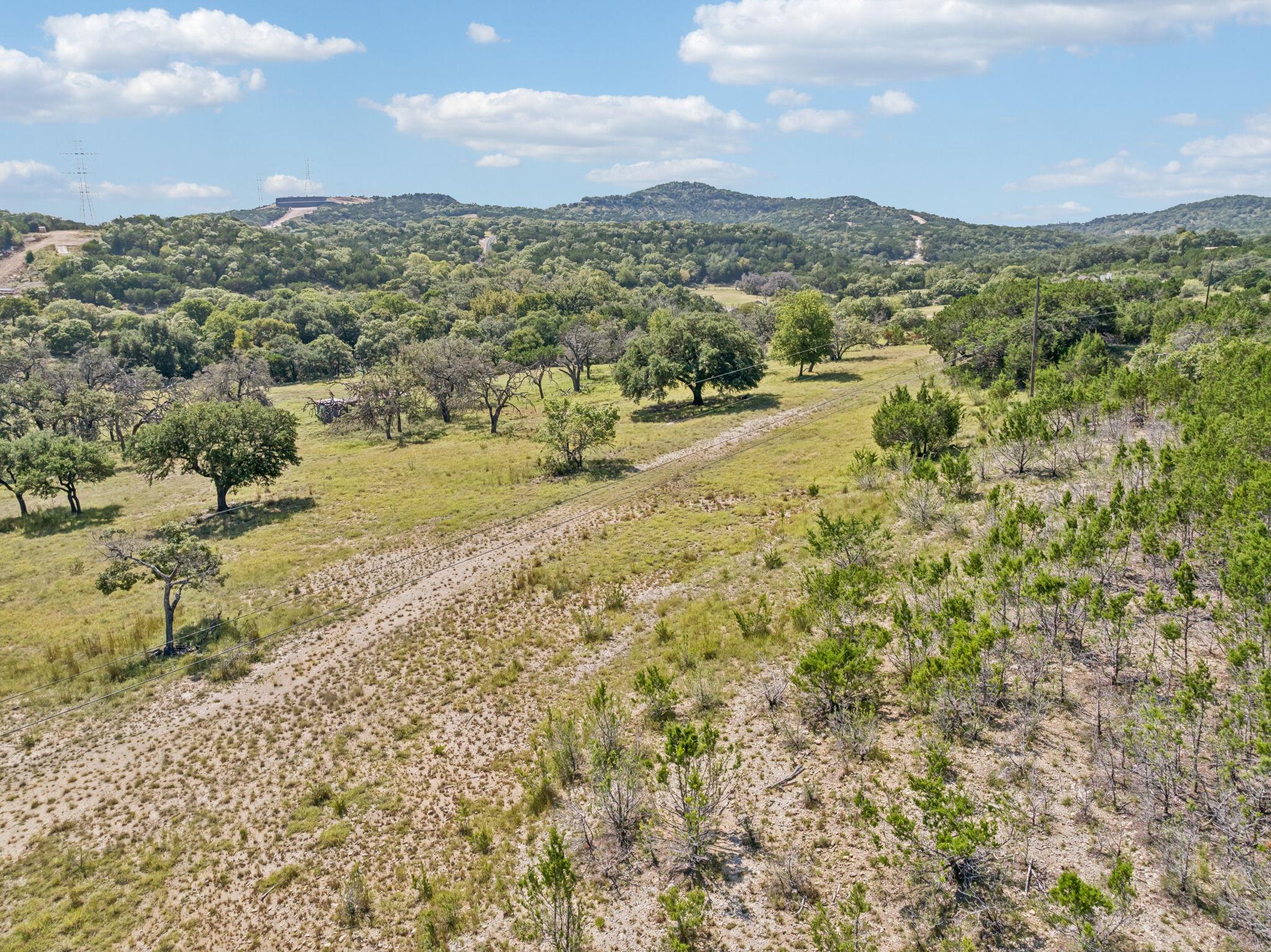 Image 28 of 33 For 105 Lost Valley Rd