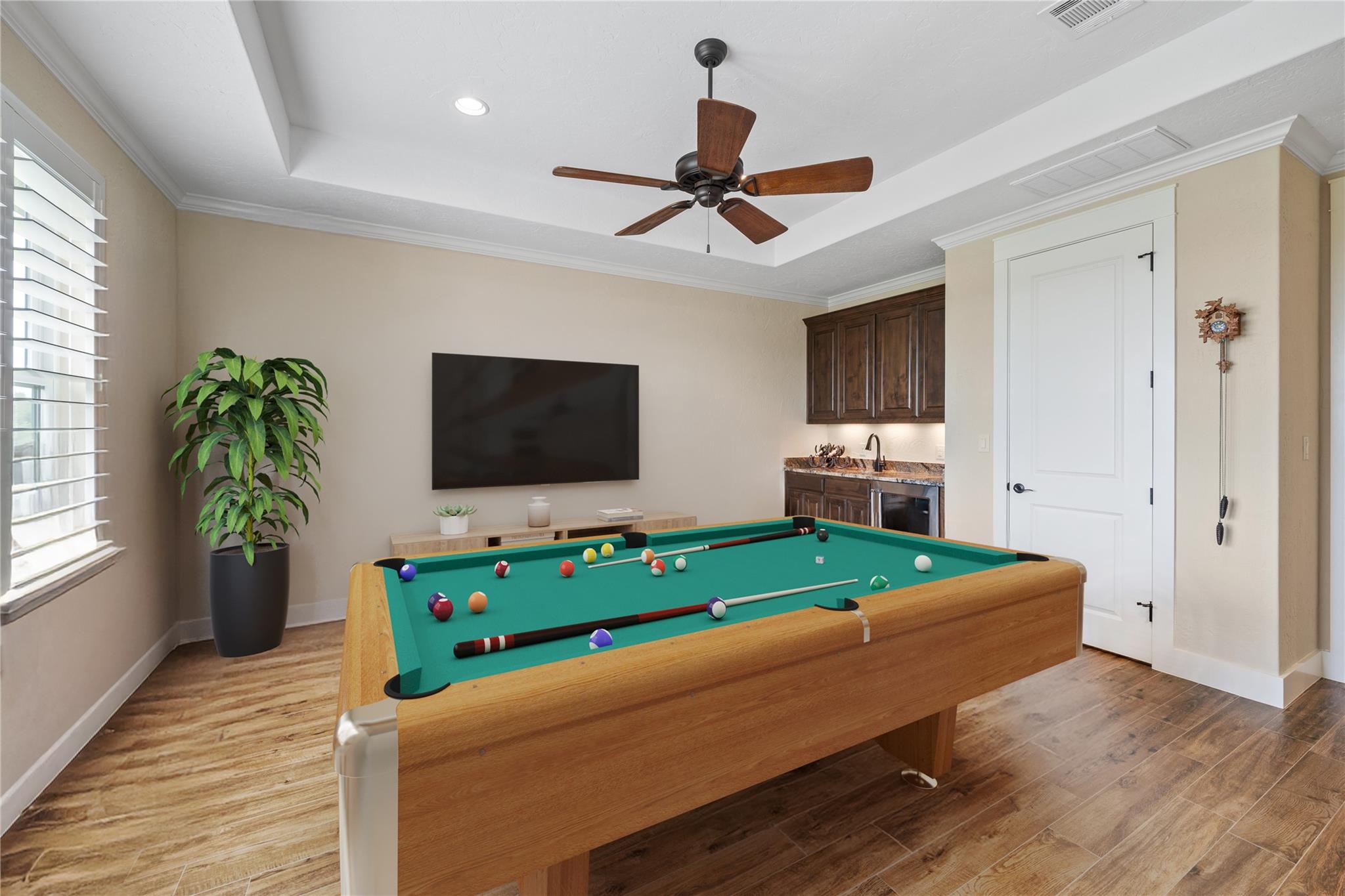 Image 21 of 40 For 328 Distant View Dr