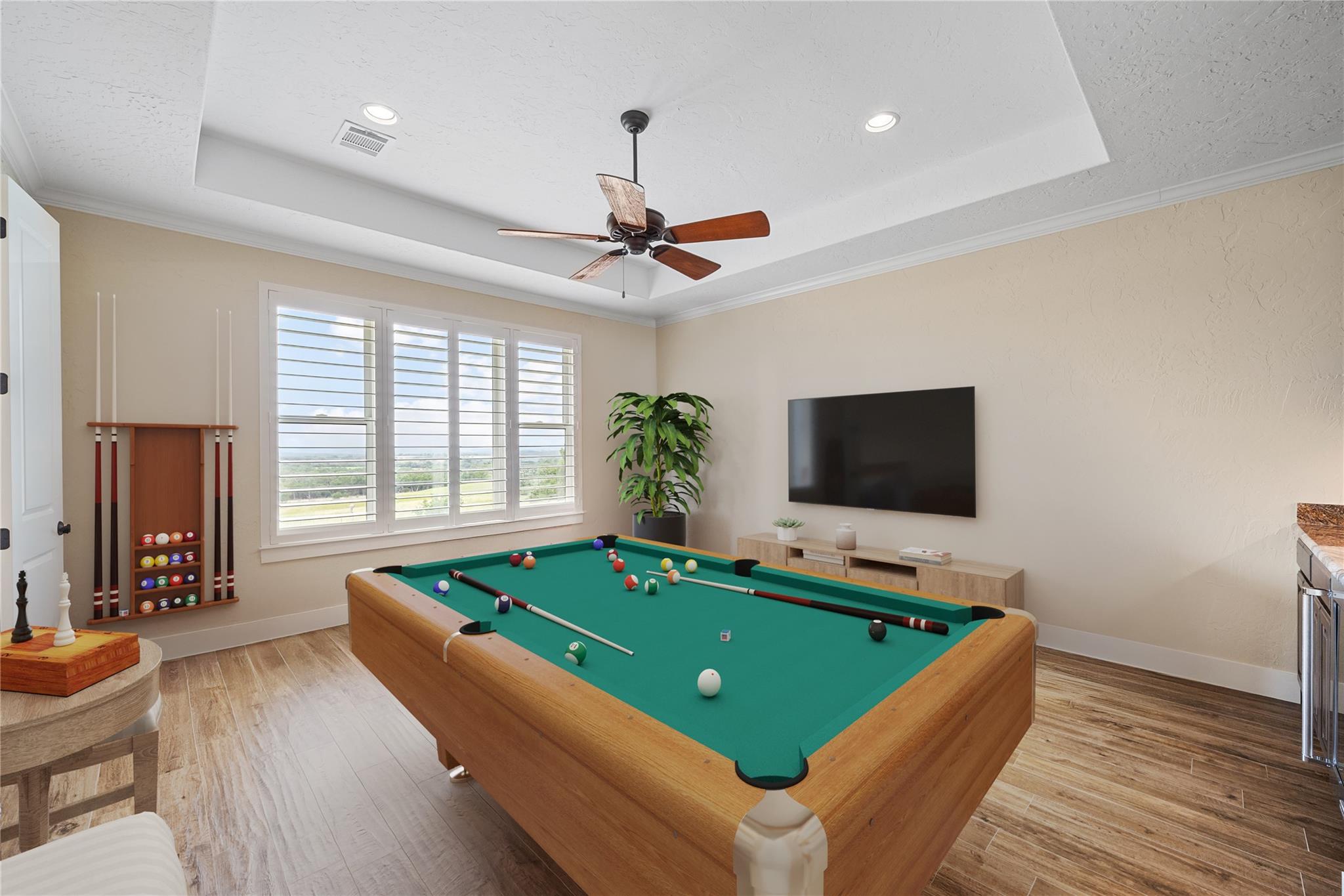 Image 23 of 40 For 328 Distant View Dr