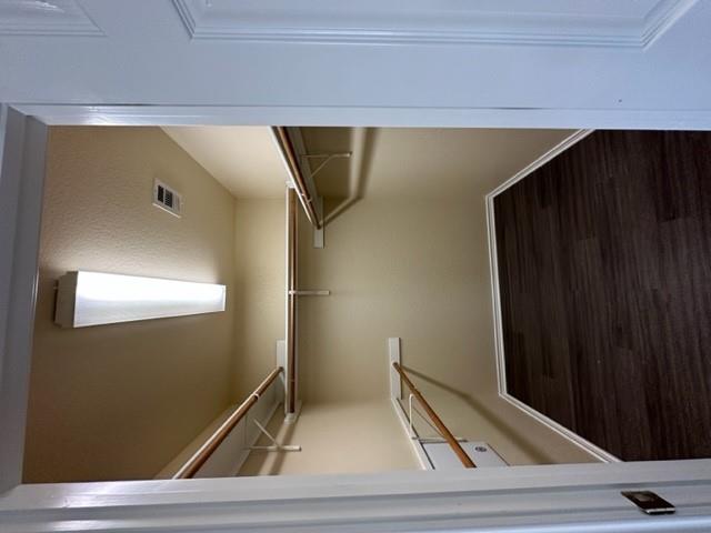 Image 11 of 15 For 221 Roadrunner Ave