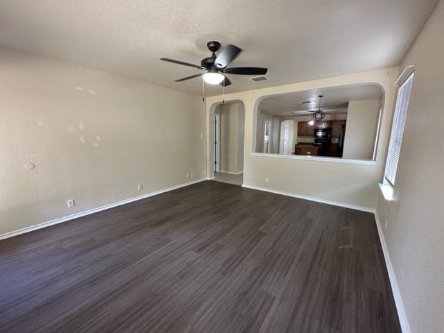 Image 2 of 15 For 221 Roadrunner Ave