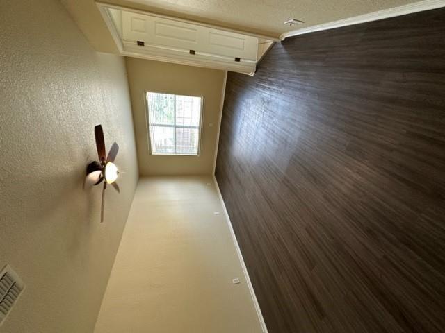 Image 4 of 15 For 221 Roadrunner Ave