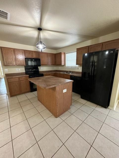 Image 6 of 15 For 221 Roadrunner Ave