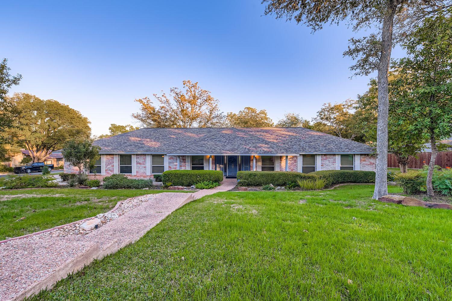 Details for 9201 Heatherwood Dr, Austin, TX 78748