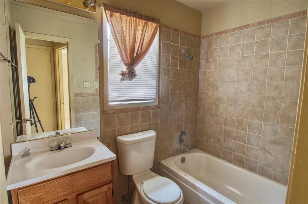 Image 14 of 17 For 5607 Summer Gold Dr