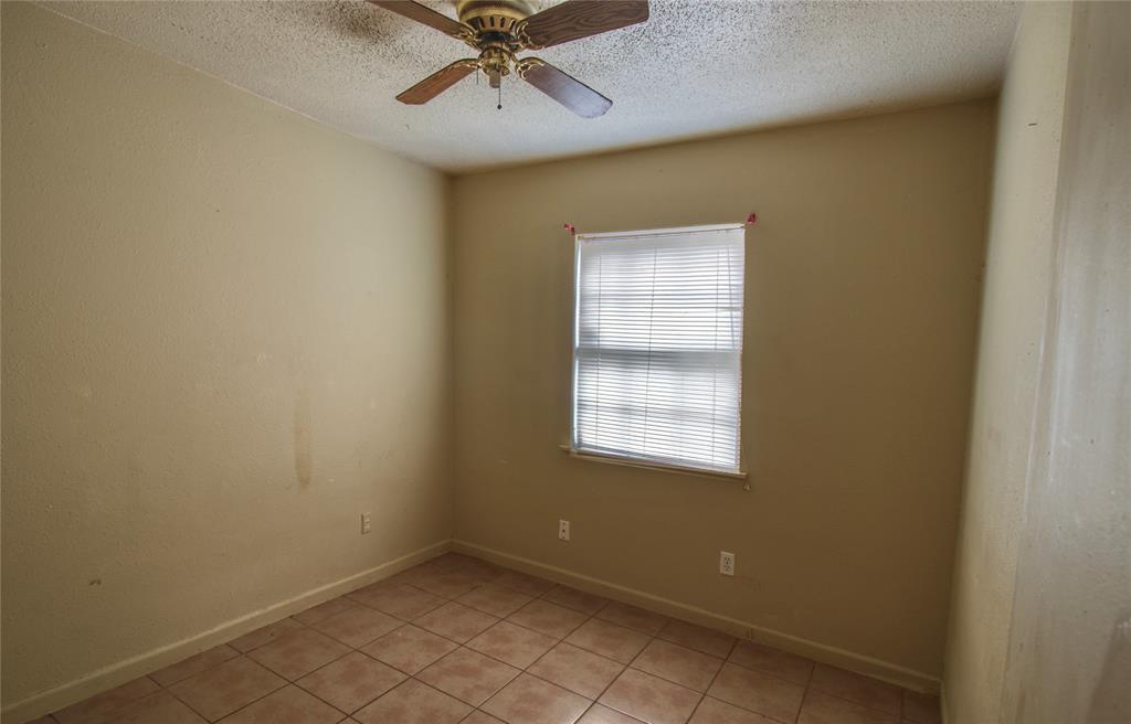 Image 15 of 17 For 5607 Summer Gold Dr