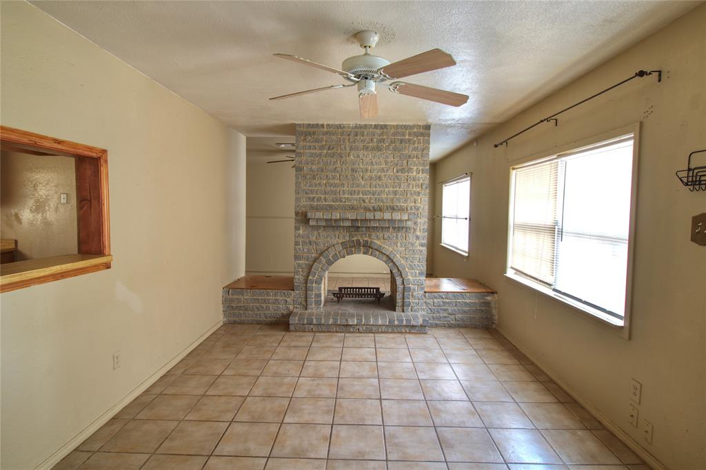 Image 6 of 17 For 5607 Summer Gold Dr
