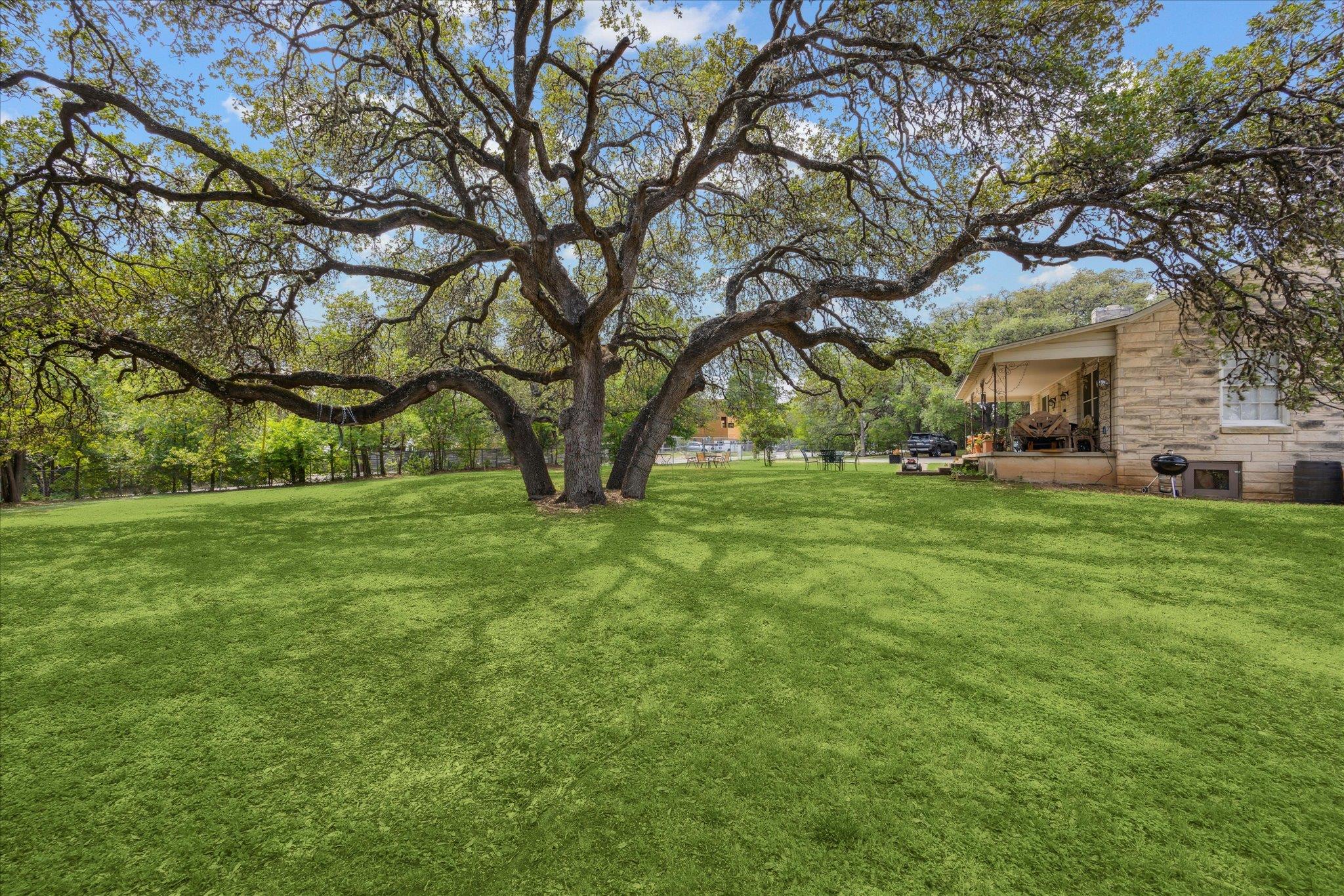 Image 15 of 21 For 500 North Bluff Dr