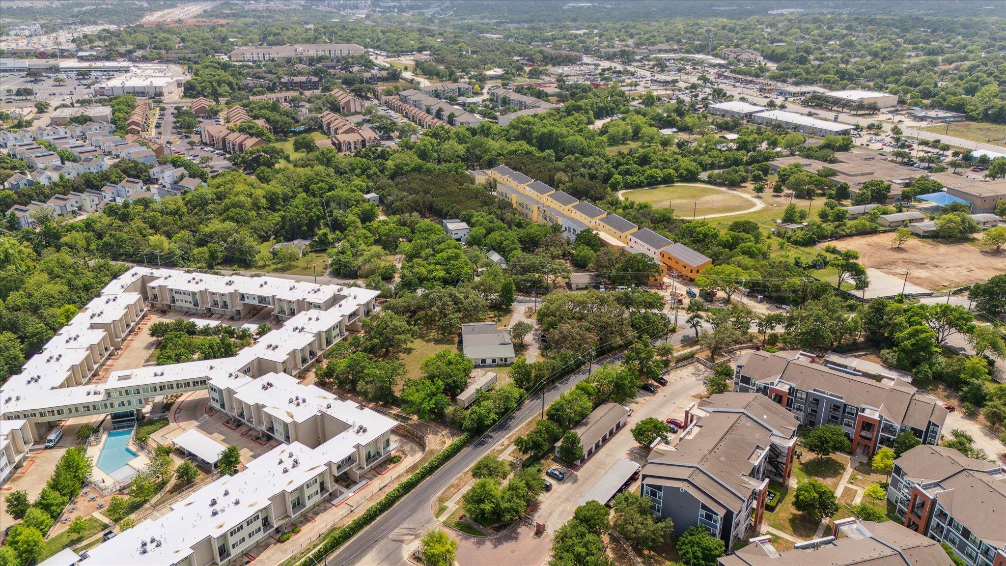 Image 3 of 21 For 500 North Bluff Dr