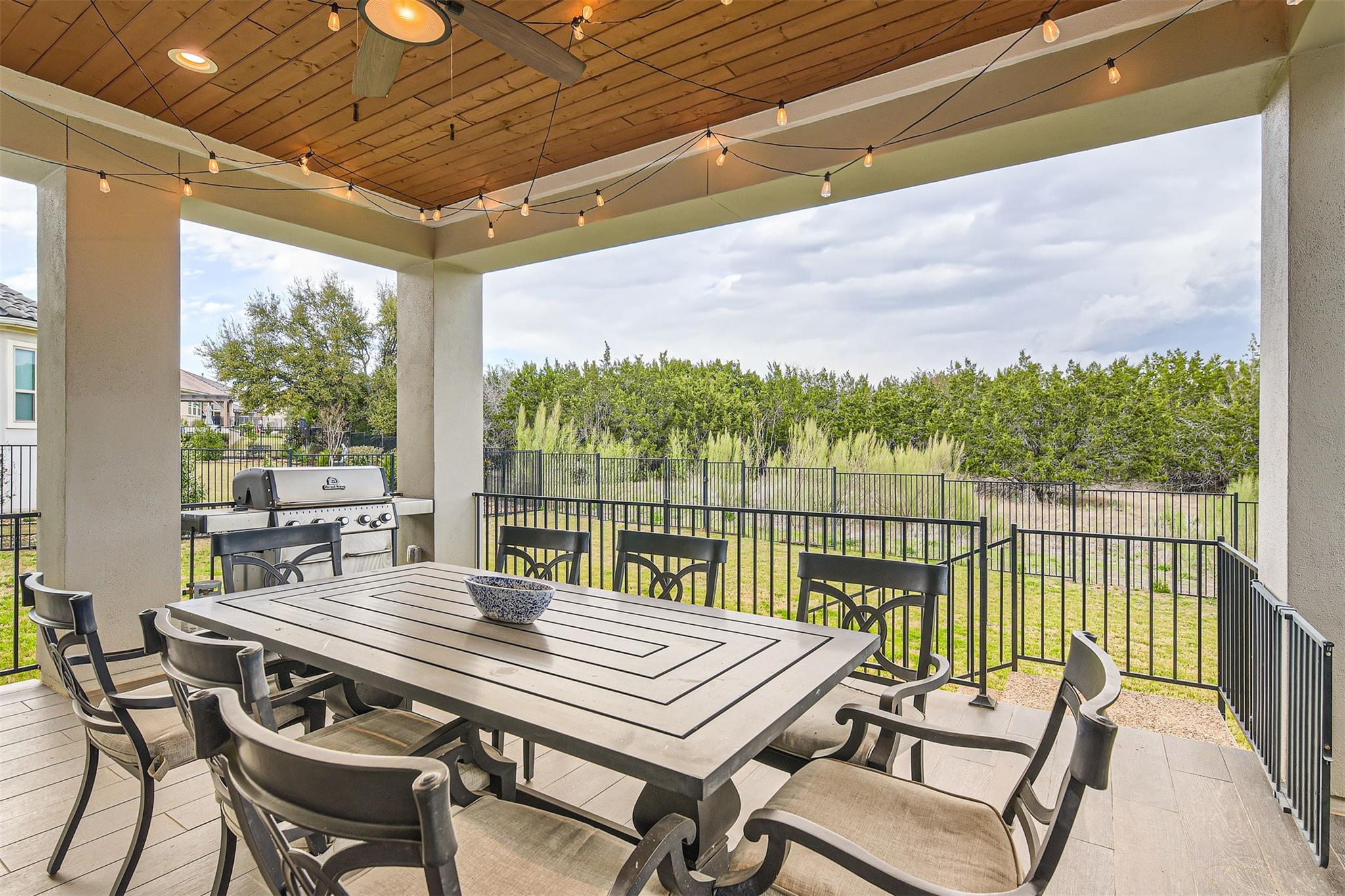 Image 31 of 38 For 921 Morning Moon Cir