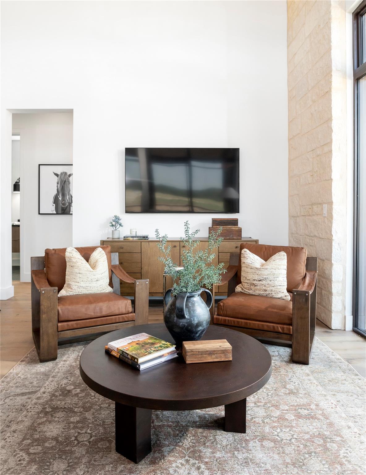 Image 18 of 40 For 9361 Us Highway 290 6