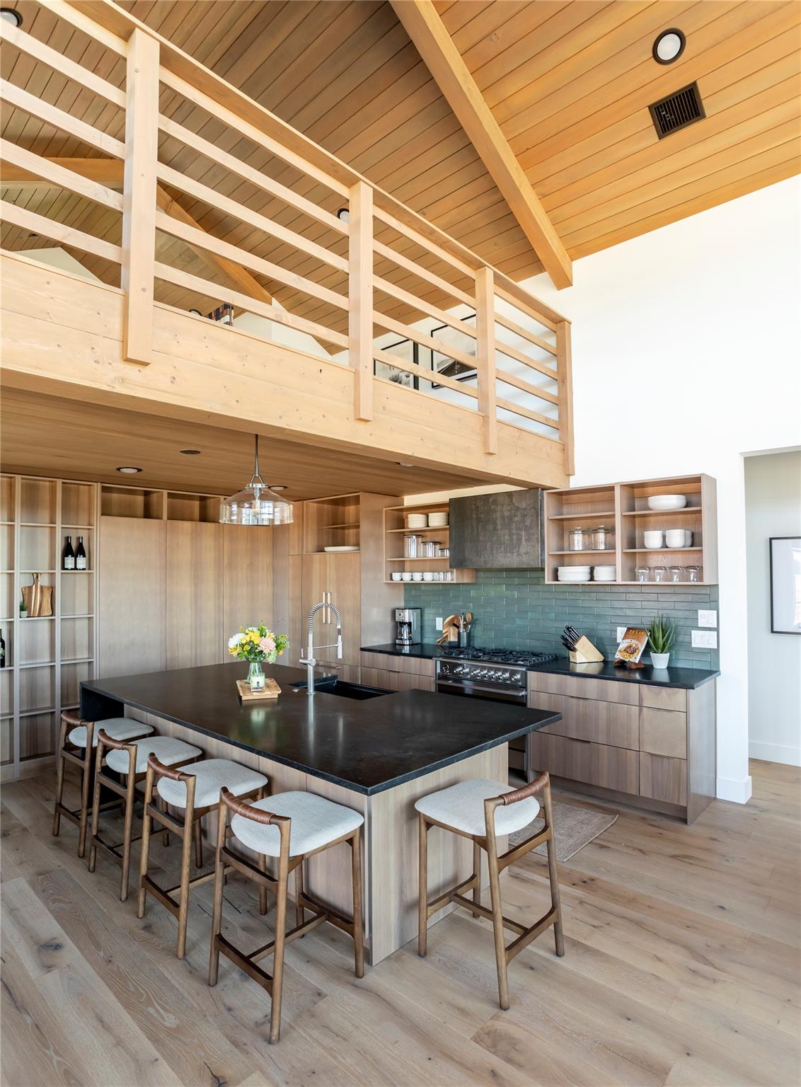 Image 8 of 40 For 9361 Us Highway 290 6