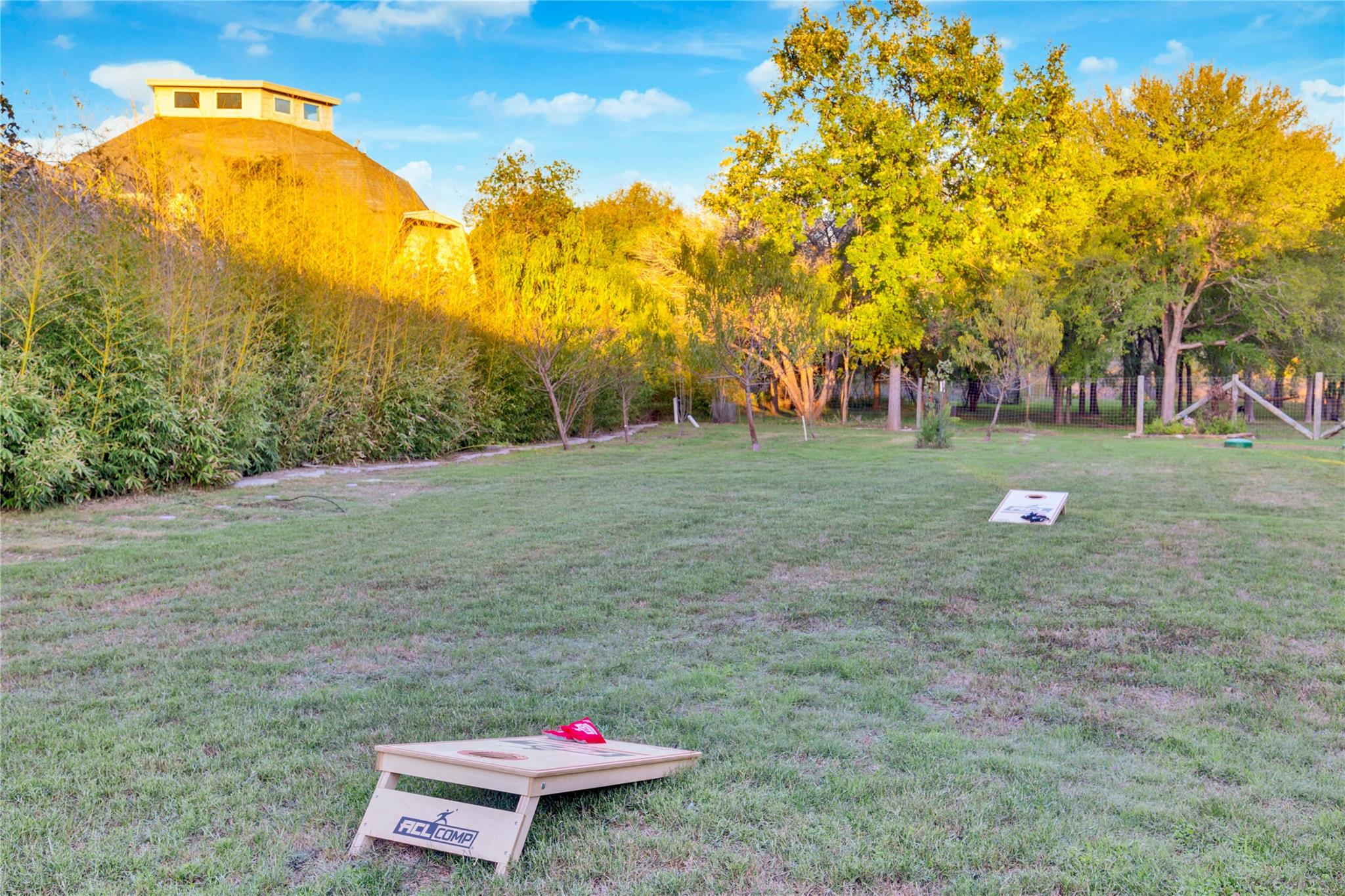 Image 13 of 38 For 609 Creekwood Dr