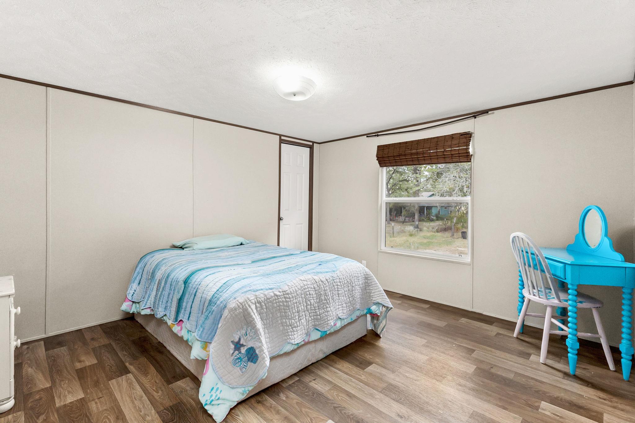 Image 16 of 23 For 161 High Point Rdg