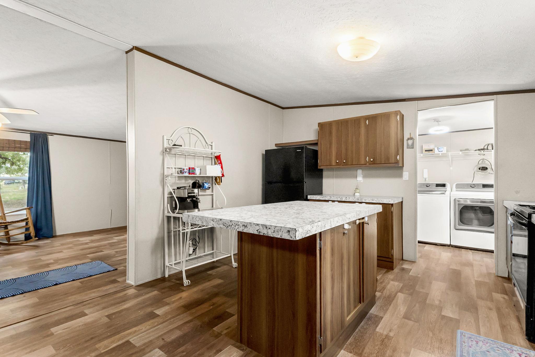 Image 9 of 23 For 161 High Point Rdg