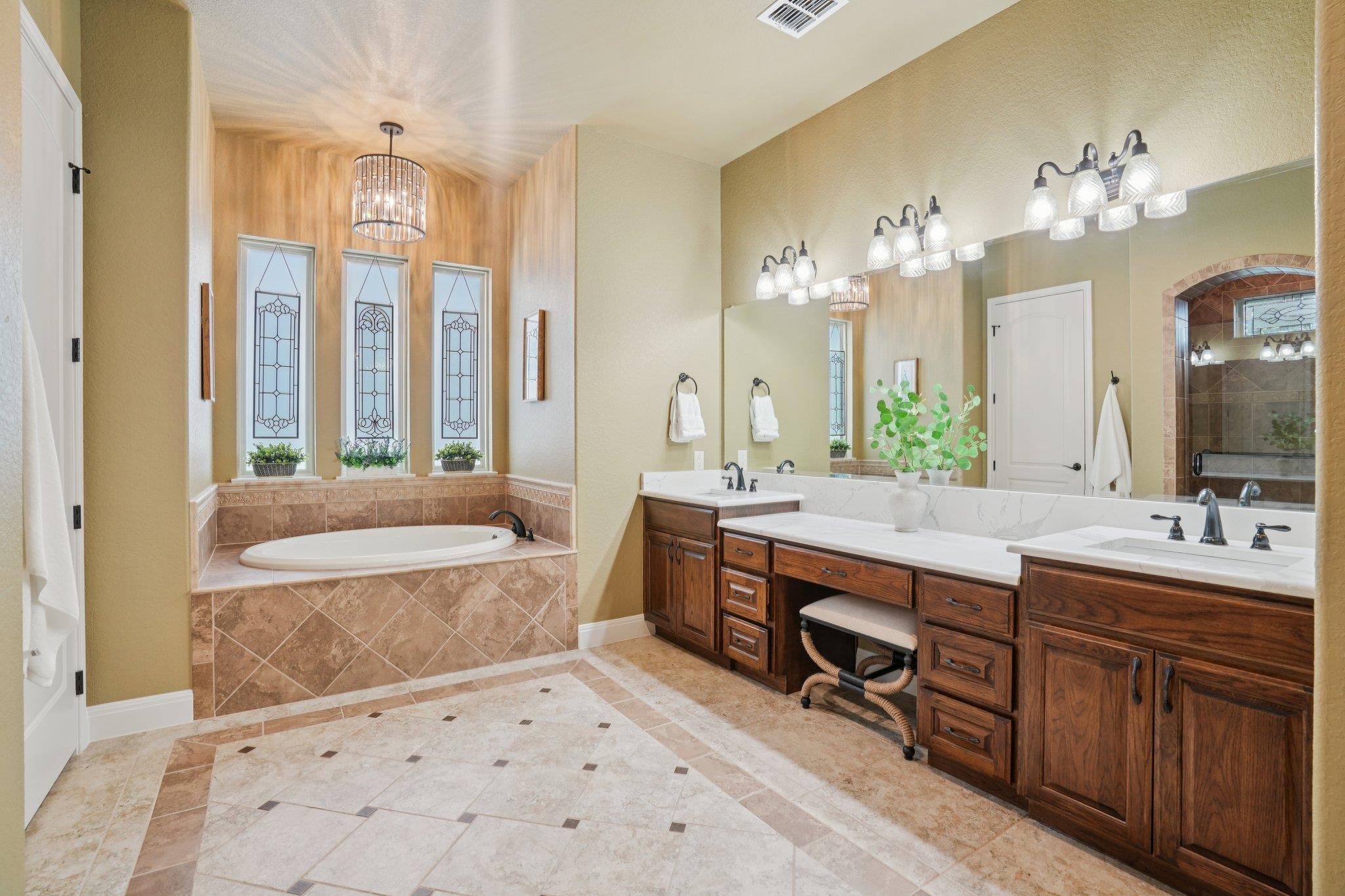 Image 12 of 30 For 2225 Elm Cedar Dr