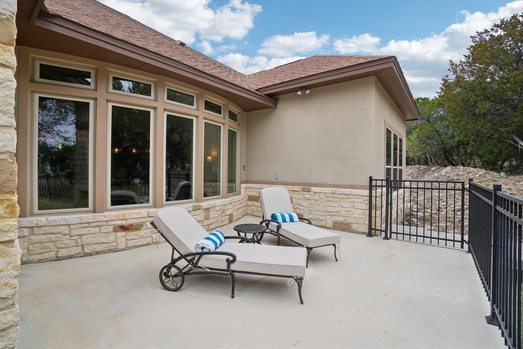 Image 22 of 30 For 2225 Elm Cedar Dr