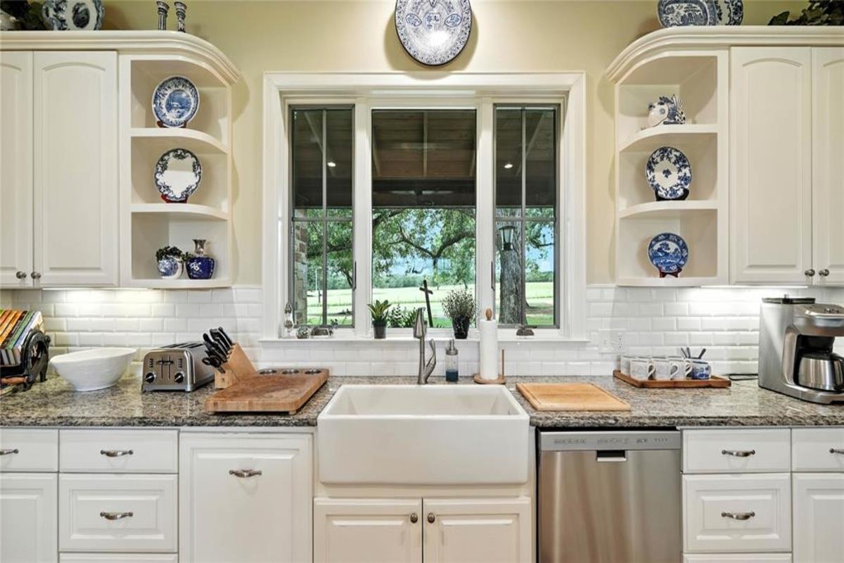 Image 18 of 40 For 705 Antioch Rd