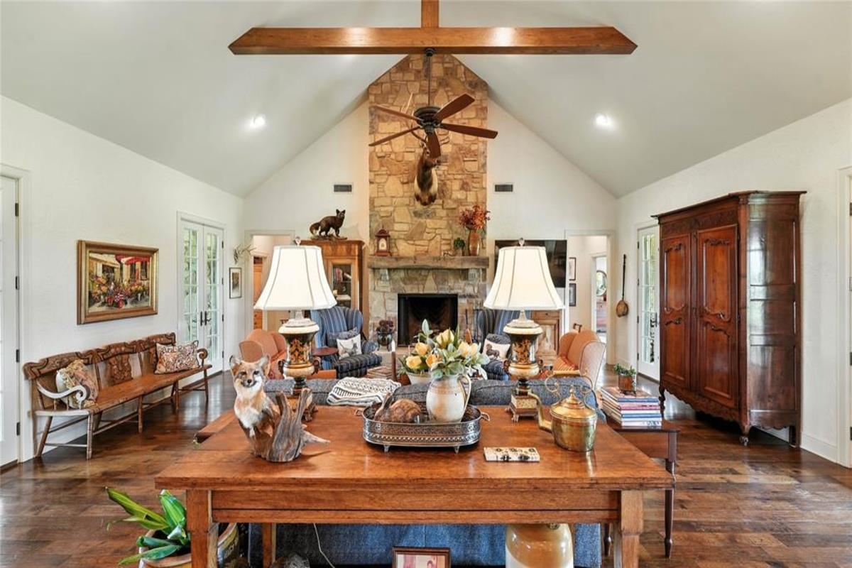 Image 20 of 40 For 705 Antioch Rd