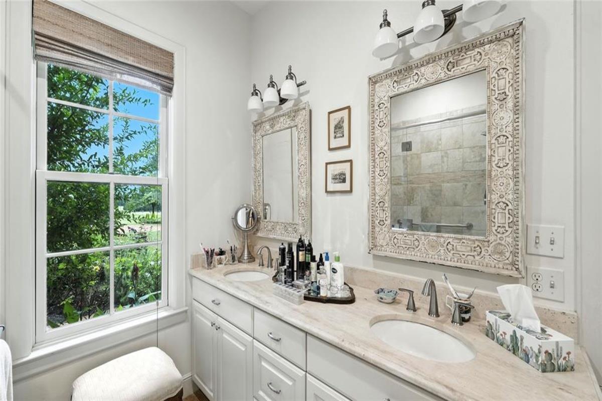 Image 22 of 40 For 705 Antioch Rd